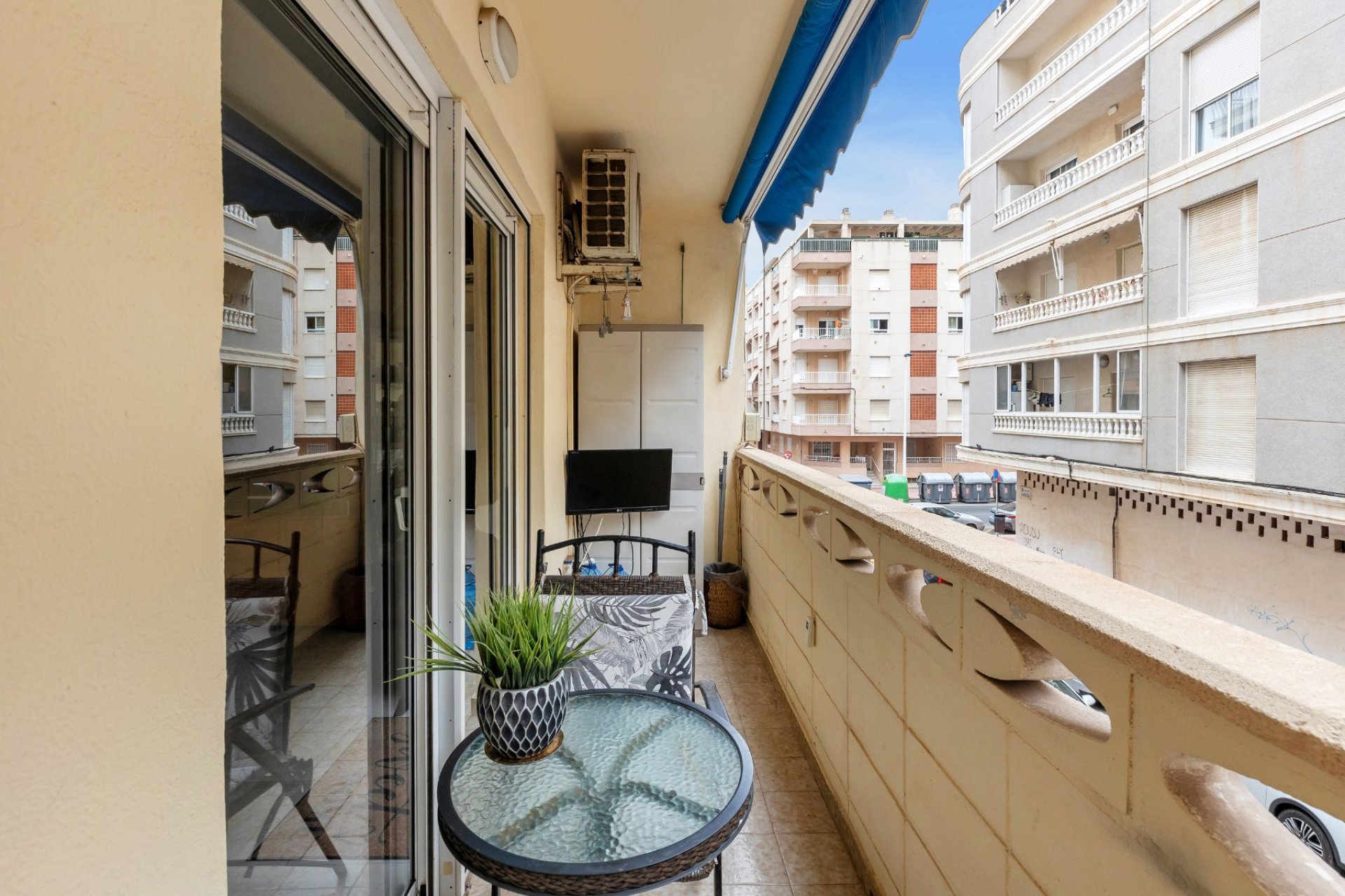 Resale - Apartment / flat -
Torrevieja - Playa del Cura