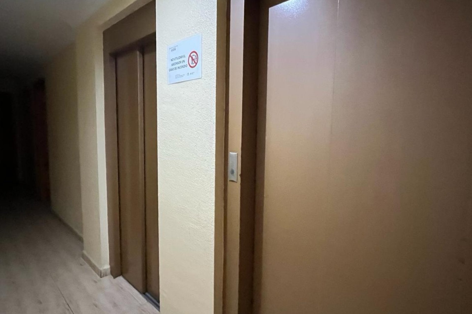 Resale - Apartment / flat -
Torrevieja - Playa Los Naufragos