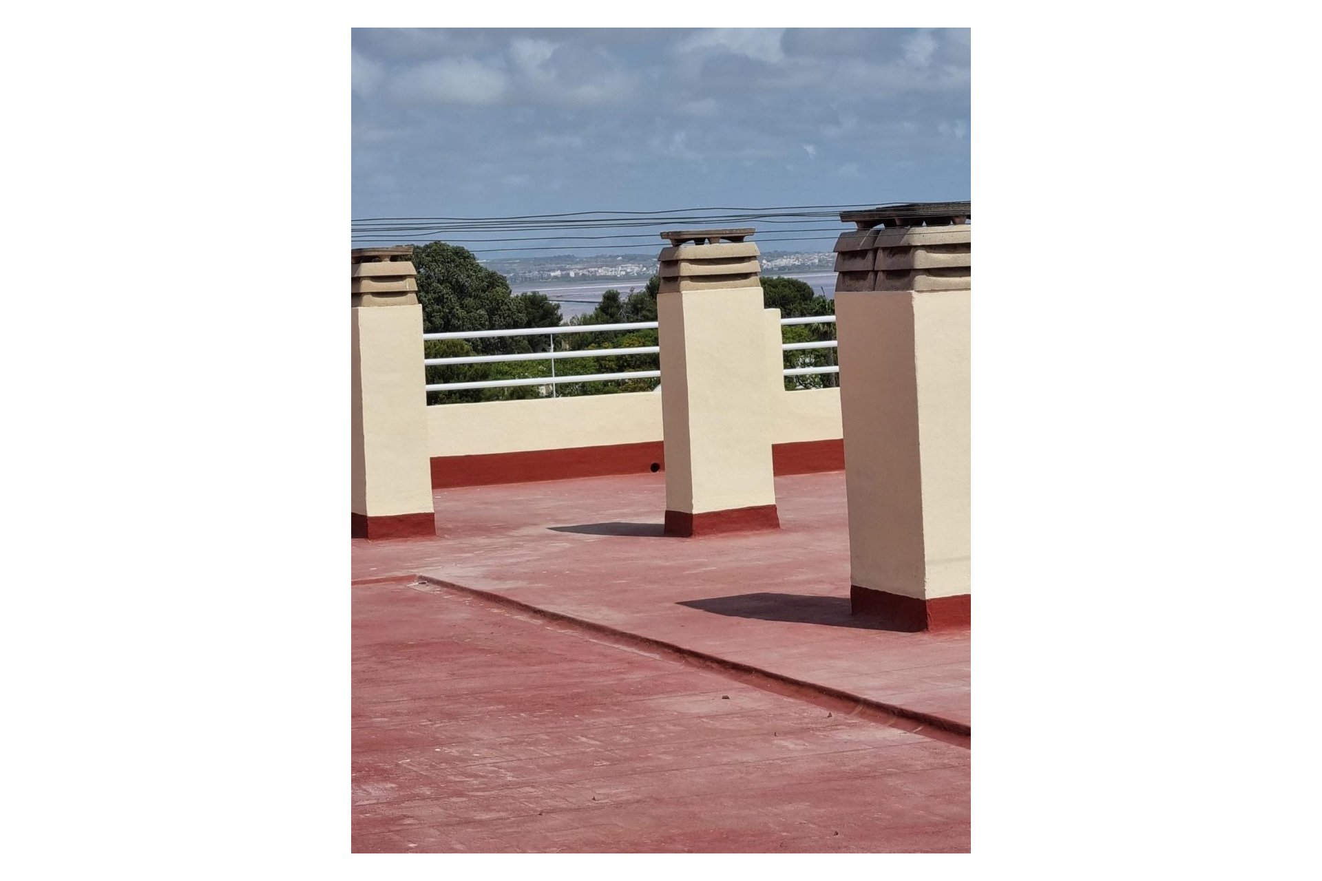 Resale - Apartment / flat -
Torrevieja - Playa Los Naufragos