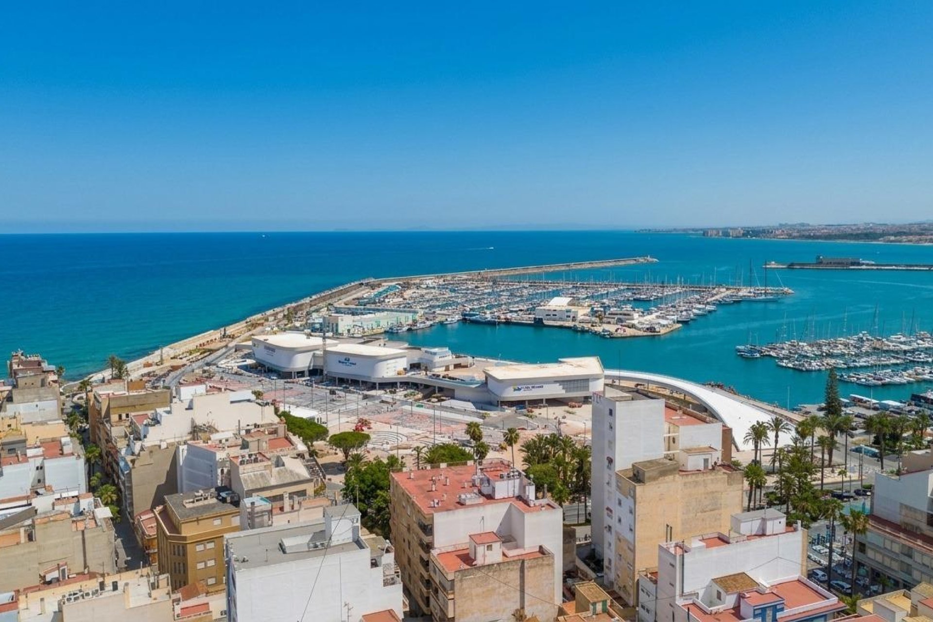 Resale - Apartment / flat -
Torrevieja - Puerto Deportivo