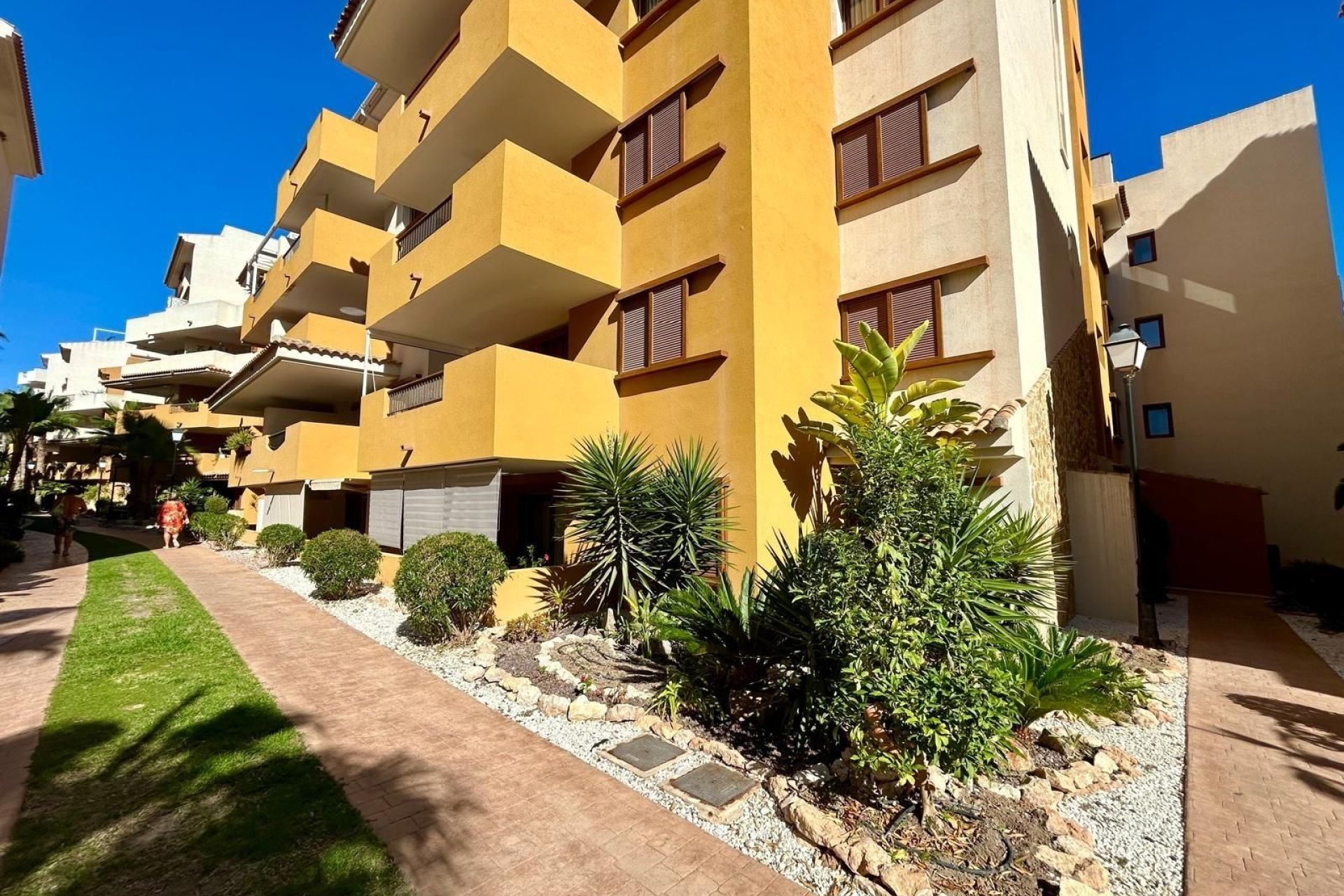 Resale - Apartment / flat -
Torrevieja - Punta prima