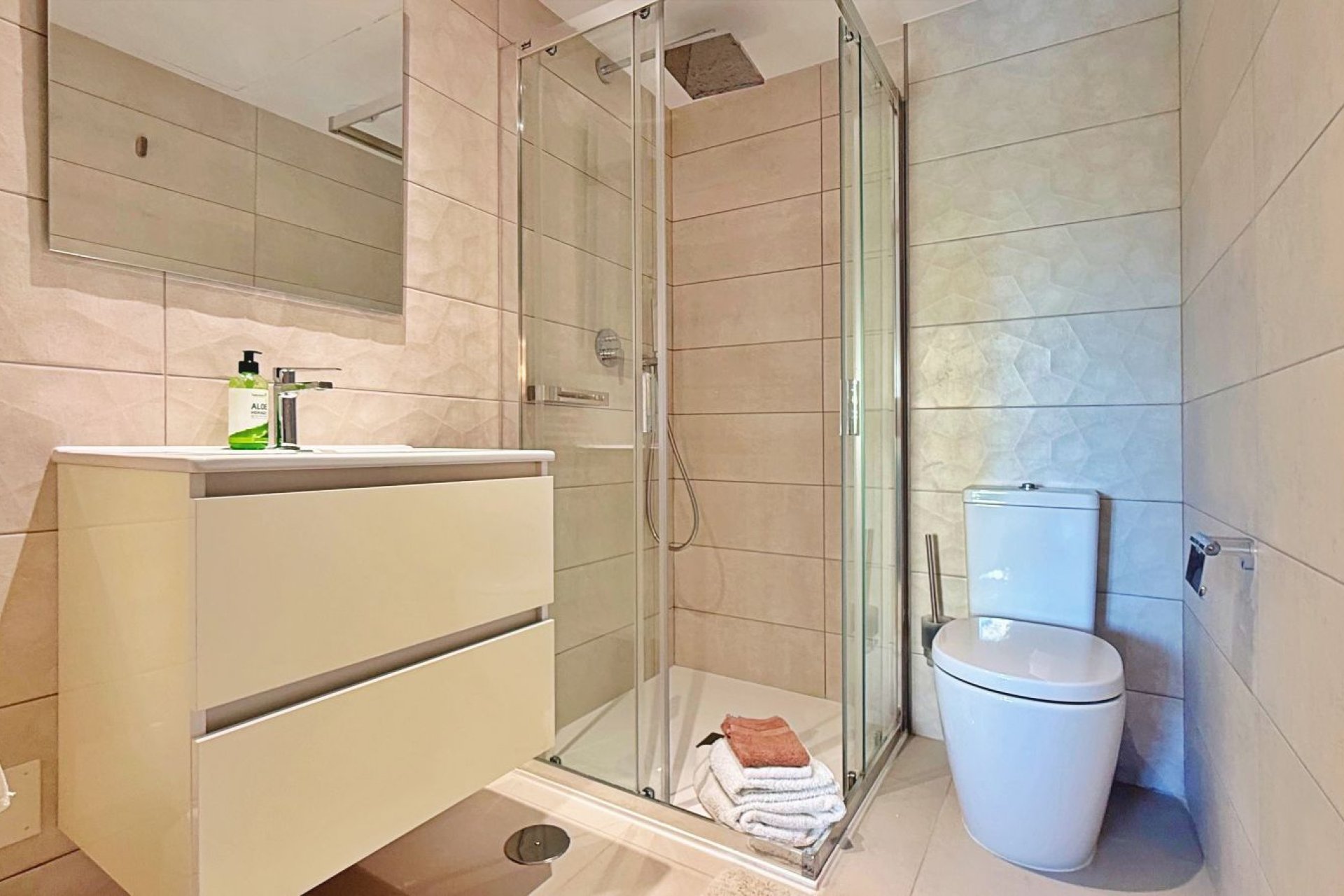 Resale - Apartment / flat -
Torrevieja - Punta prima