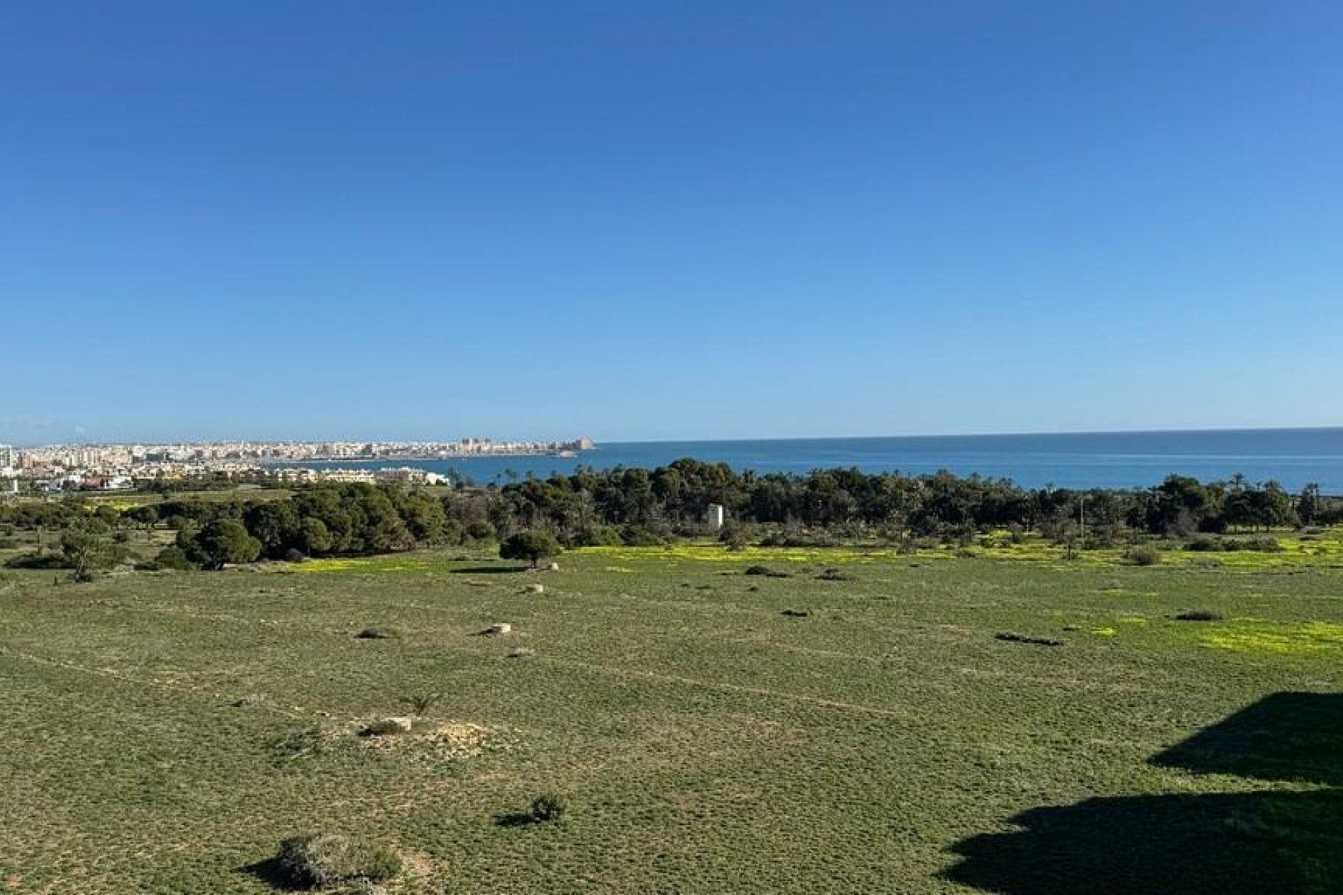 Resale - Apartment / flat -
Torrevieja - Punta prima