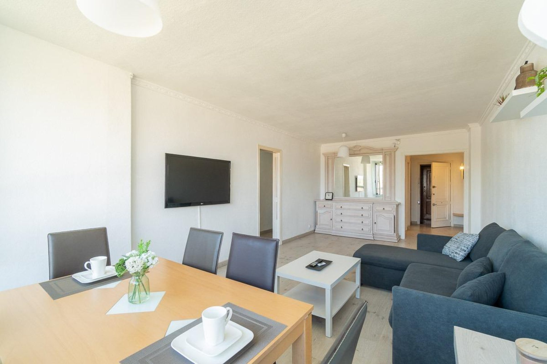 Resale - Apartment / flat -
Torrevieja - Punta prima