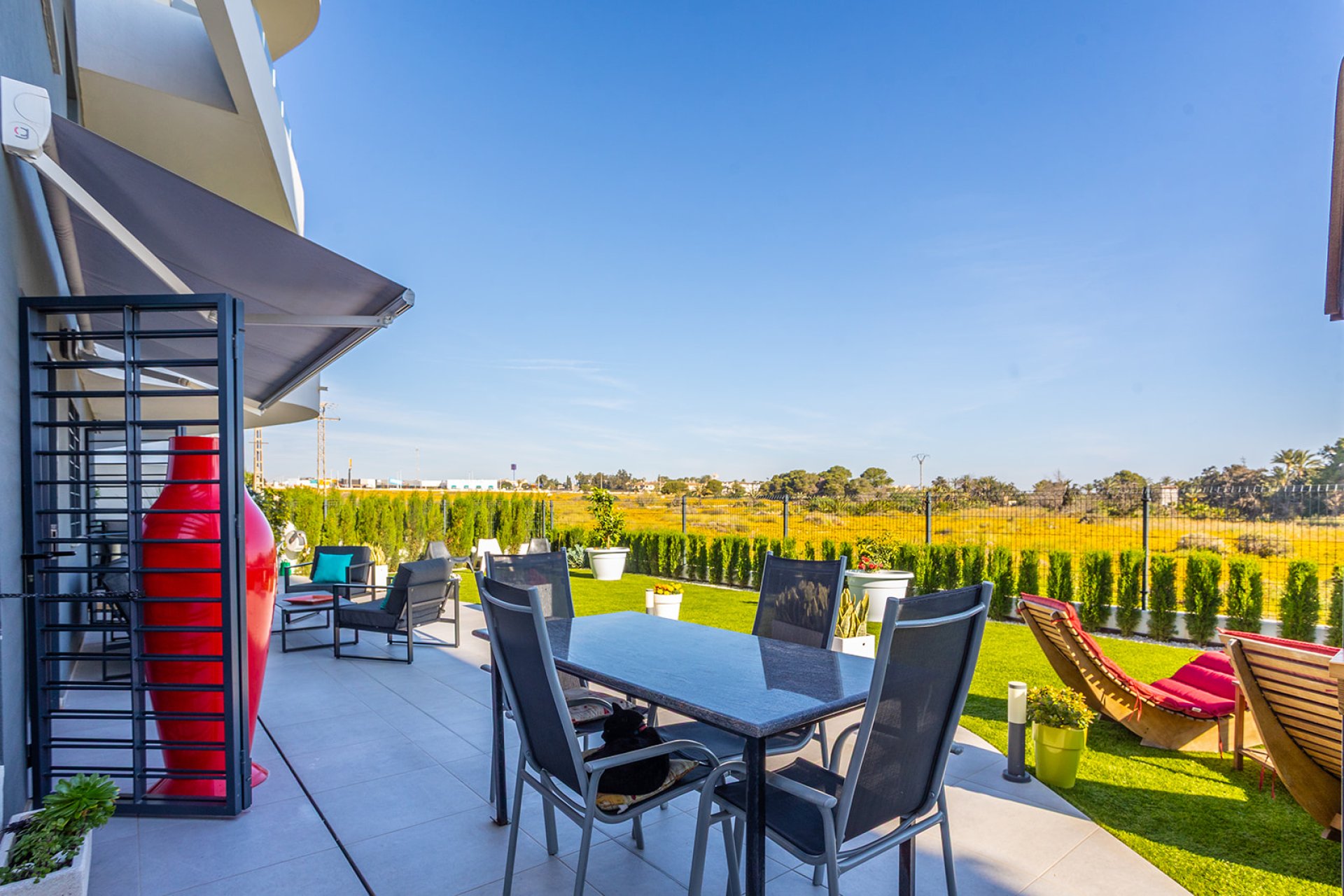 Resale - Apartment / flat -
Torrevieja - Punta prima