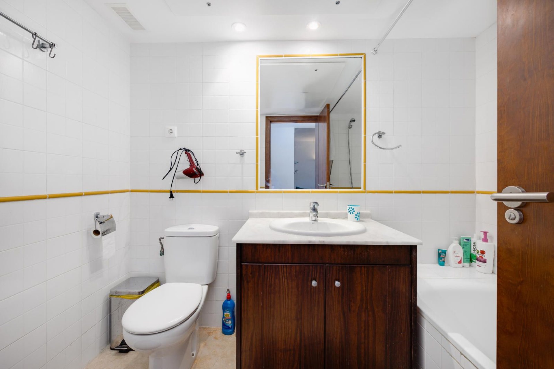 Resale - Apartment / flat -
Torrevieja - Punta prima