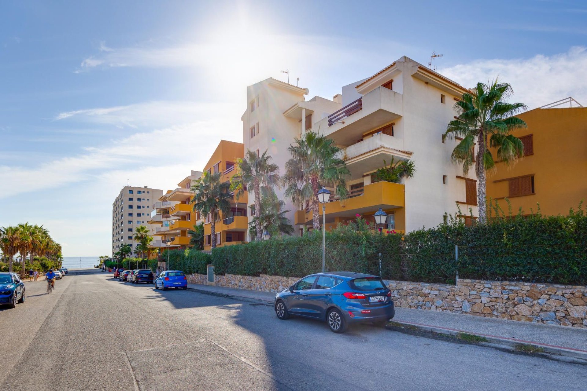 Resale - Apartment / flat -
Torrevieja - Punta prima