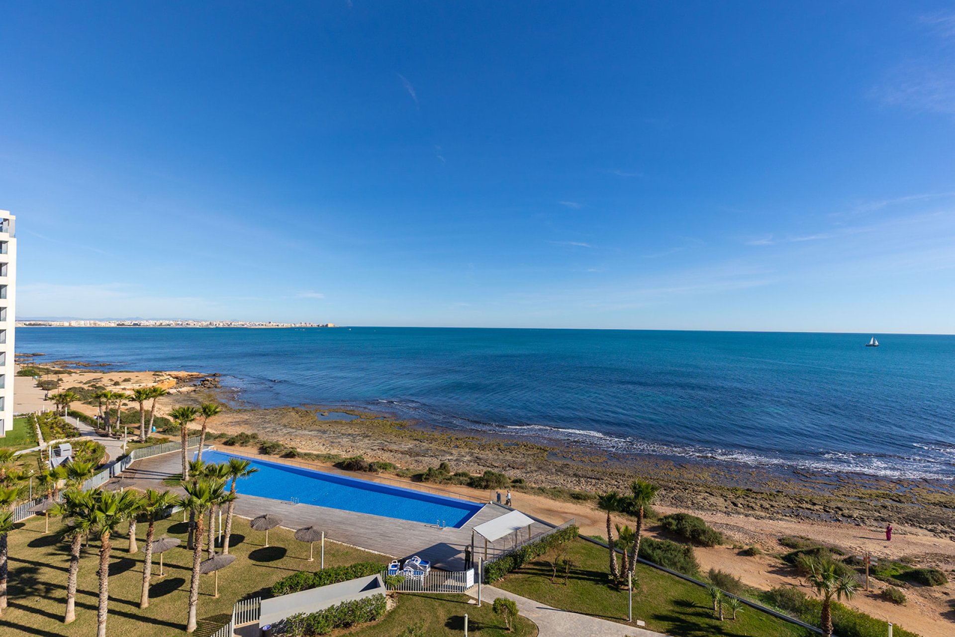 Resale - Apartment / flat -
Torrevieja - Punta prima