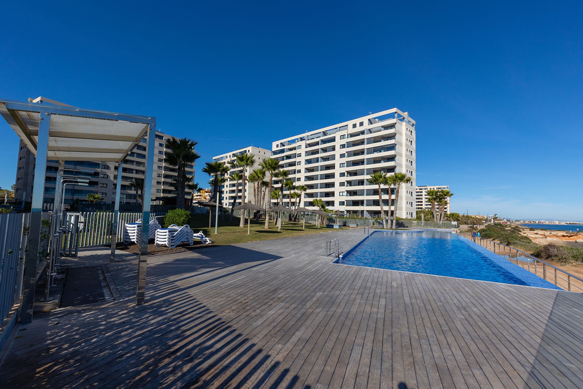 Resale - Apartment / flat -
Torrevieja - Punta prima