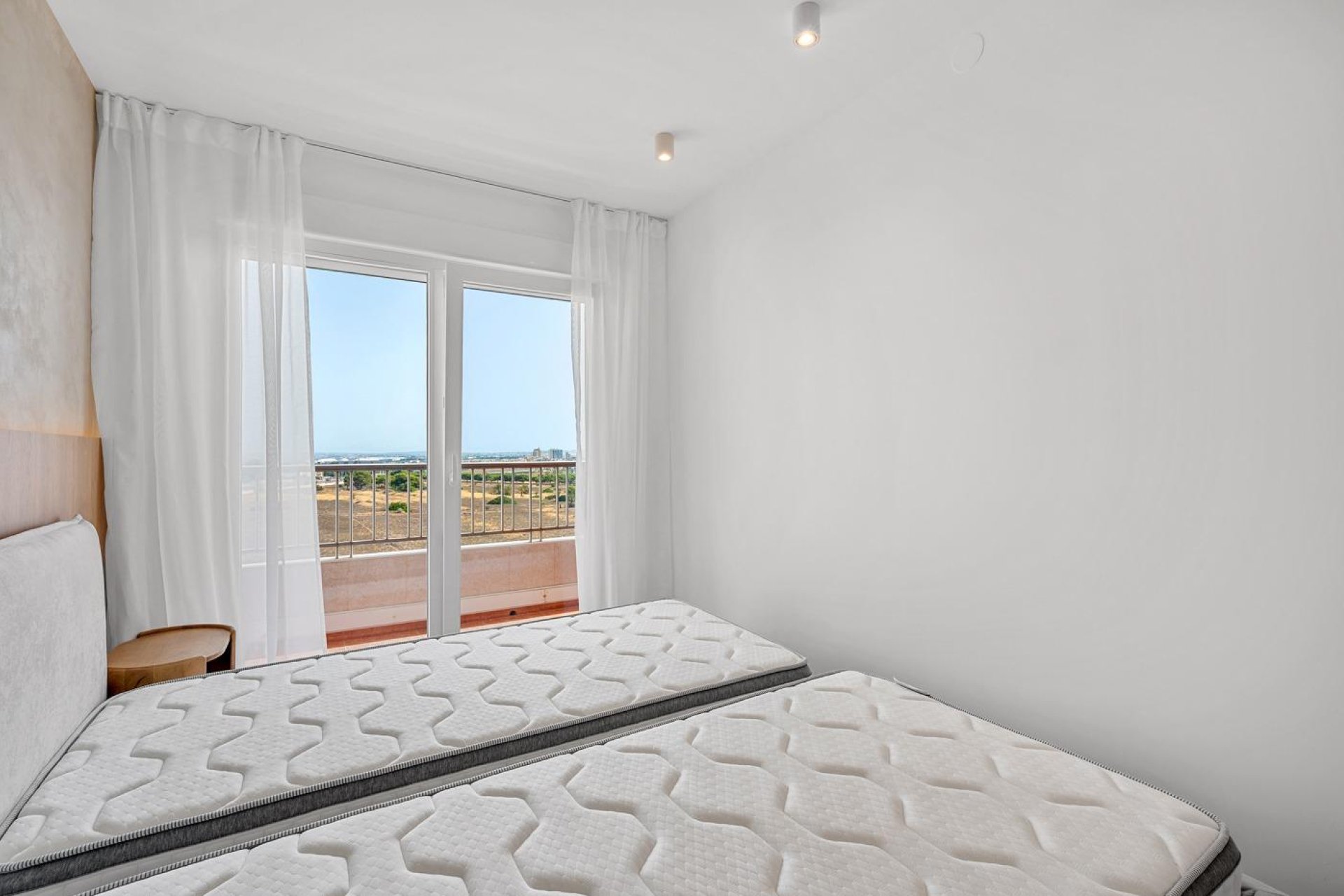 Resale - Apartment / flat -
Torrevieja - Punta prima