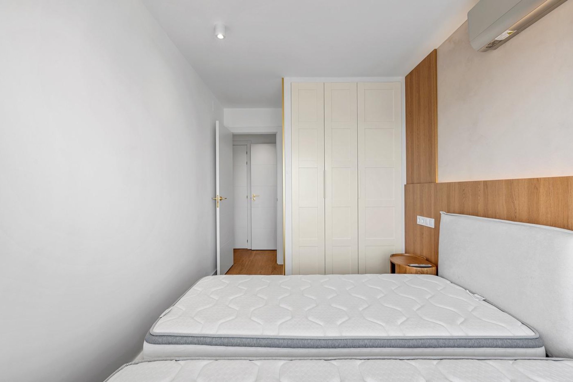 Resale - Apartment / flat -
Torrevieja - Punta prima