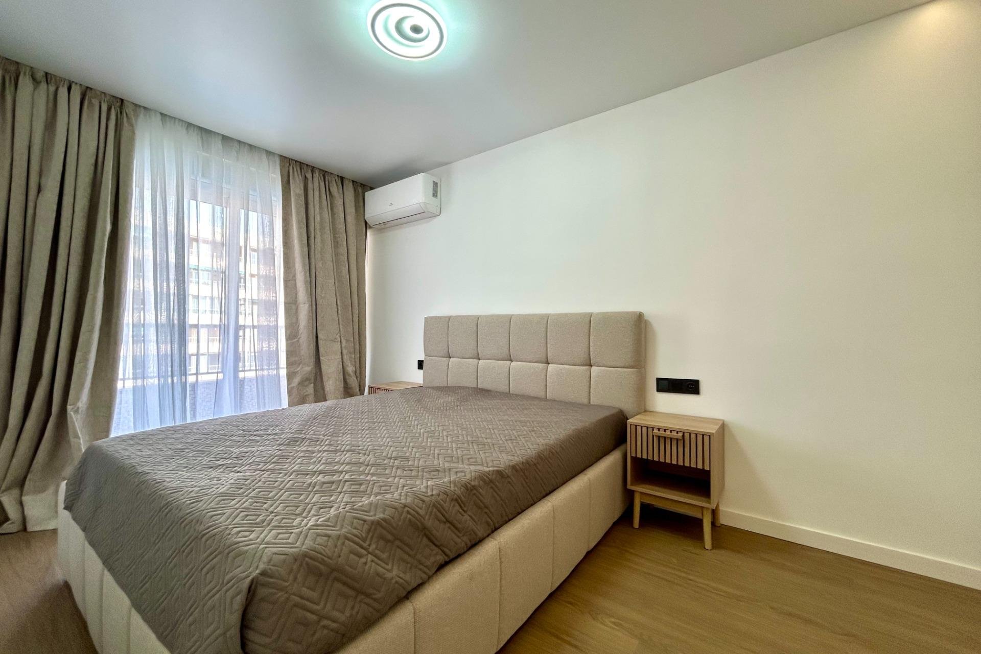 Resale - Apartment / flat -
Torrevieja - Punta prima
