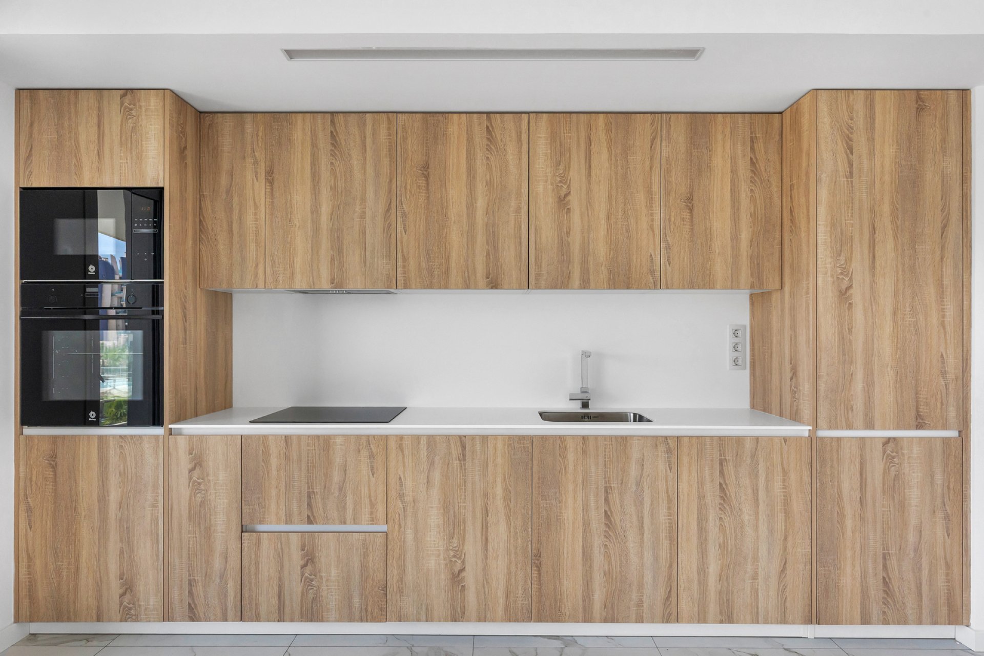 Resale - Apartment / flat -
Torrevieja - Punta prima