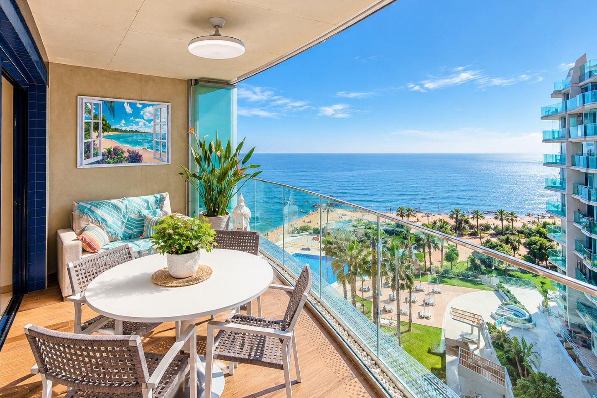 Resale - Apartment / flat -
Torrevieja - Punta prima