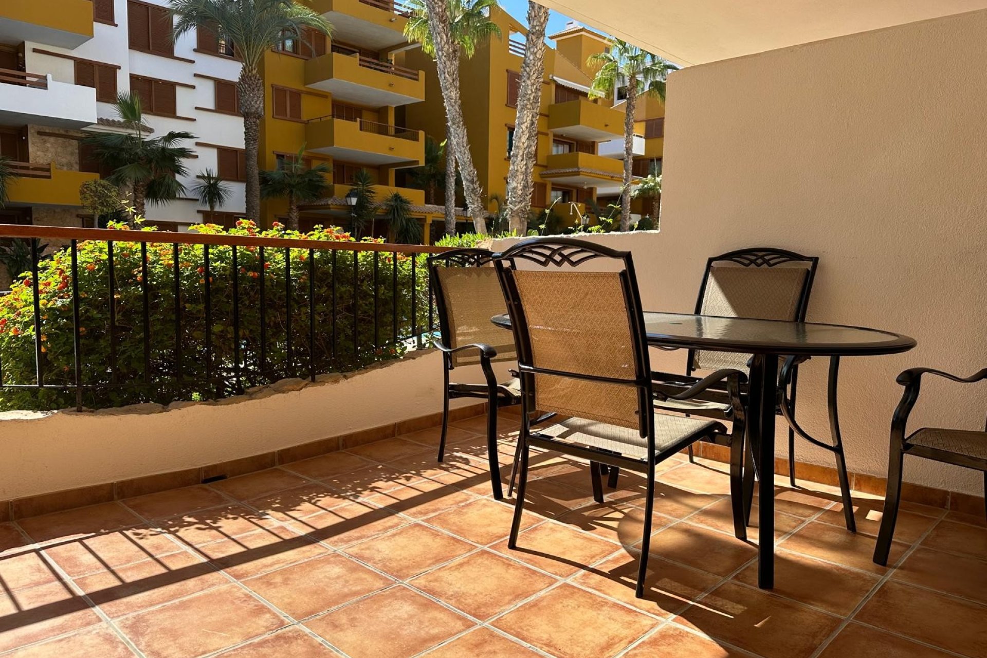 Resale - Apartment / flat -
Torrevieja - Punta prima