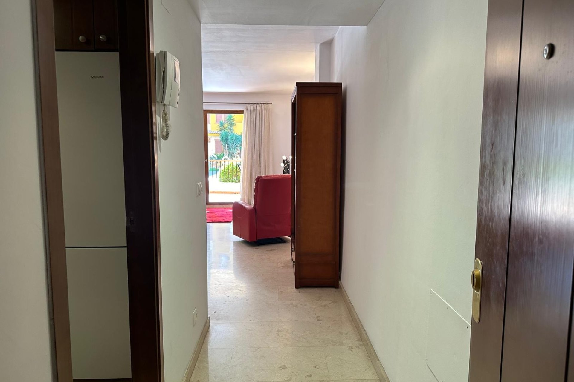 Resale - Apartment / flat -
Torrevieja - Punta prima