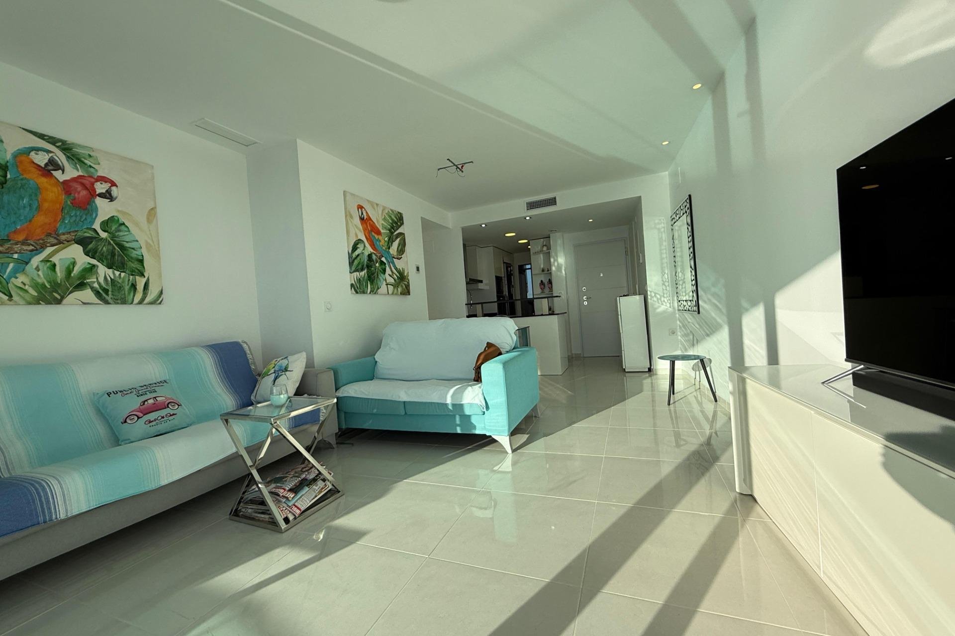 Resale - Apartment / flat -
Torrevieja - Punta prima