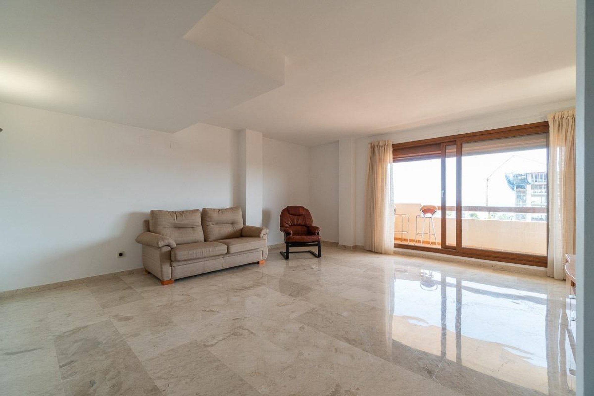 Resale - Apartment / flat -
Torrevieja - Punta prima