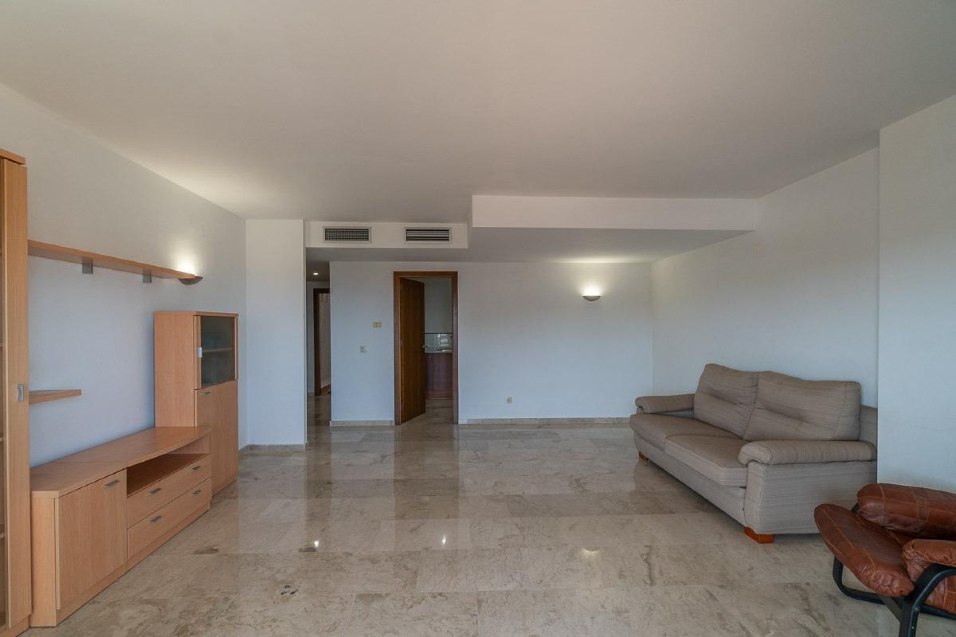 Resale - Apartment / flat -
Torrevieja - Punta prima