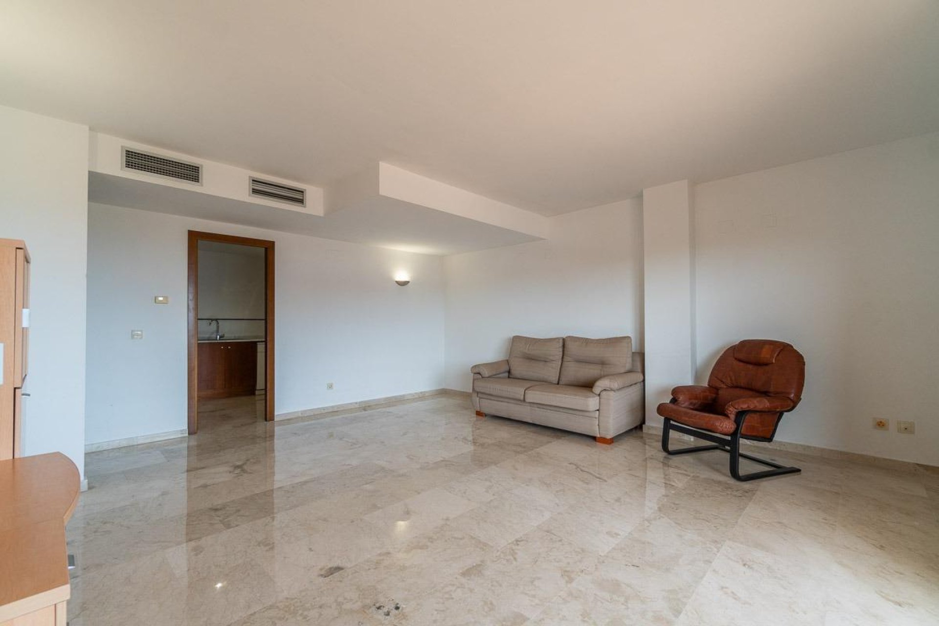 Resale - Apartment / flat -
Torrevieja - Punta prima