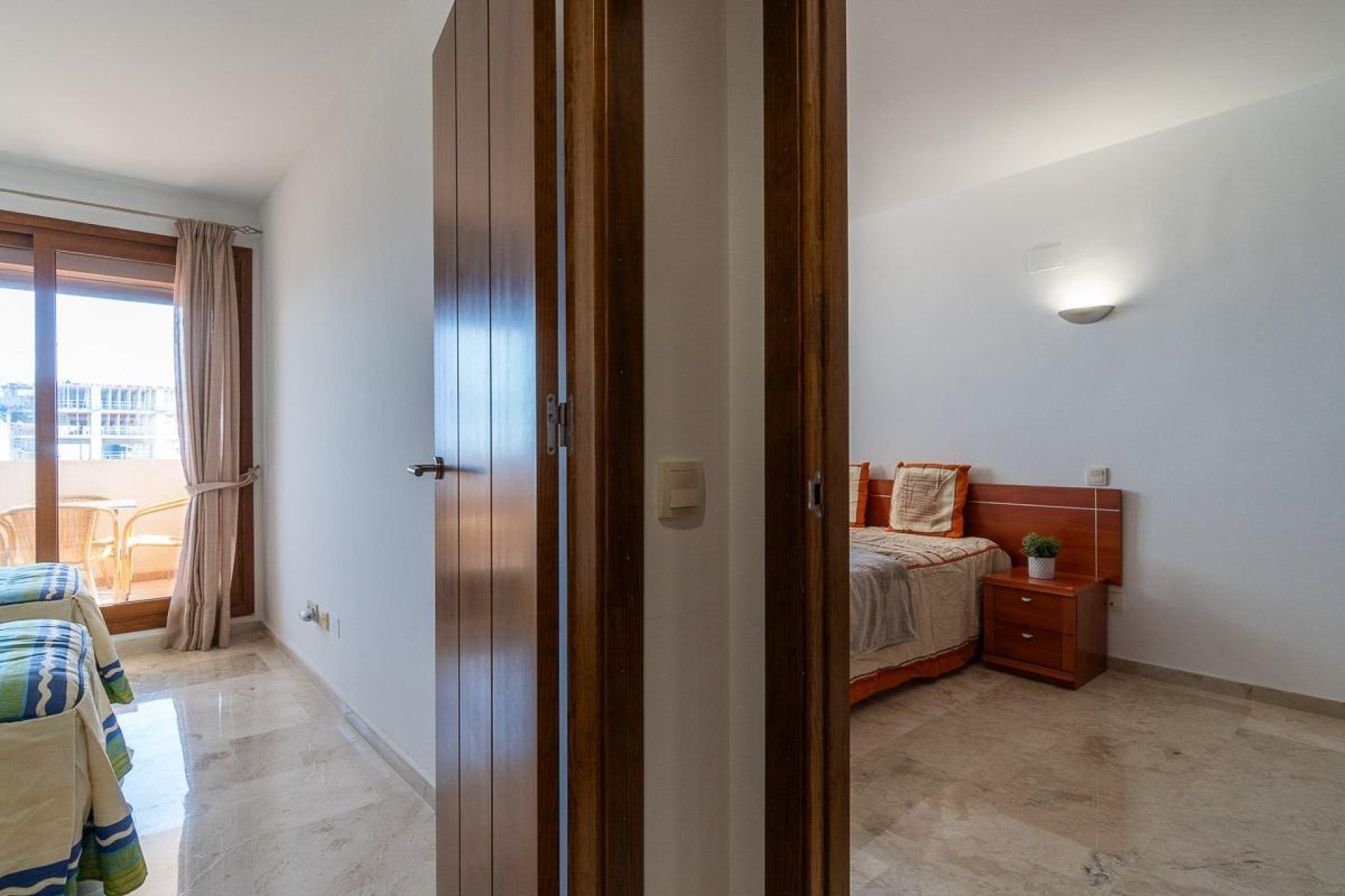 Resale - Apartment / flat -
Torrevieja - Punta prima