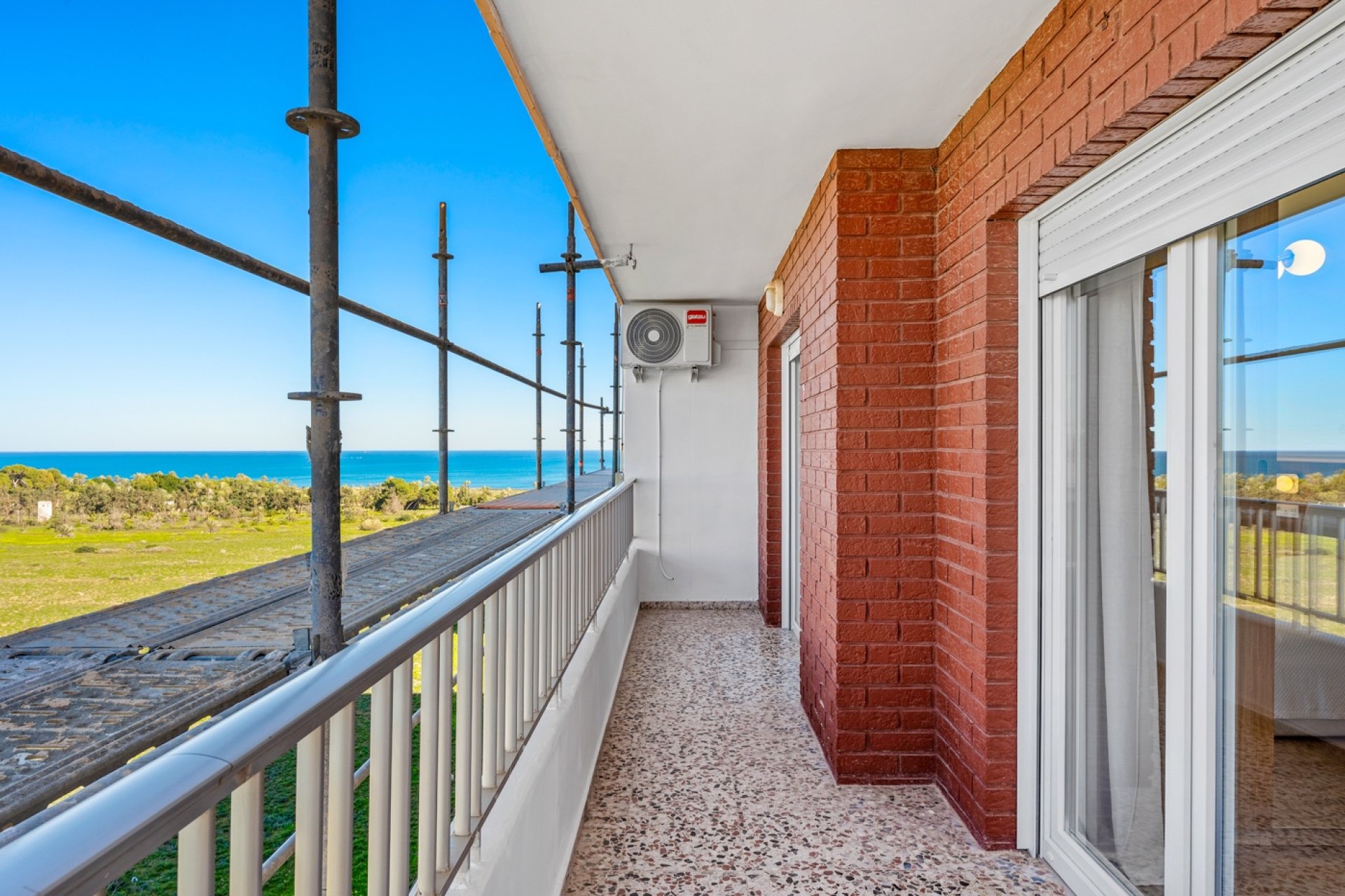 Resale - Apartment / flat -
Torrevieja - Rocio del Mar