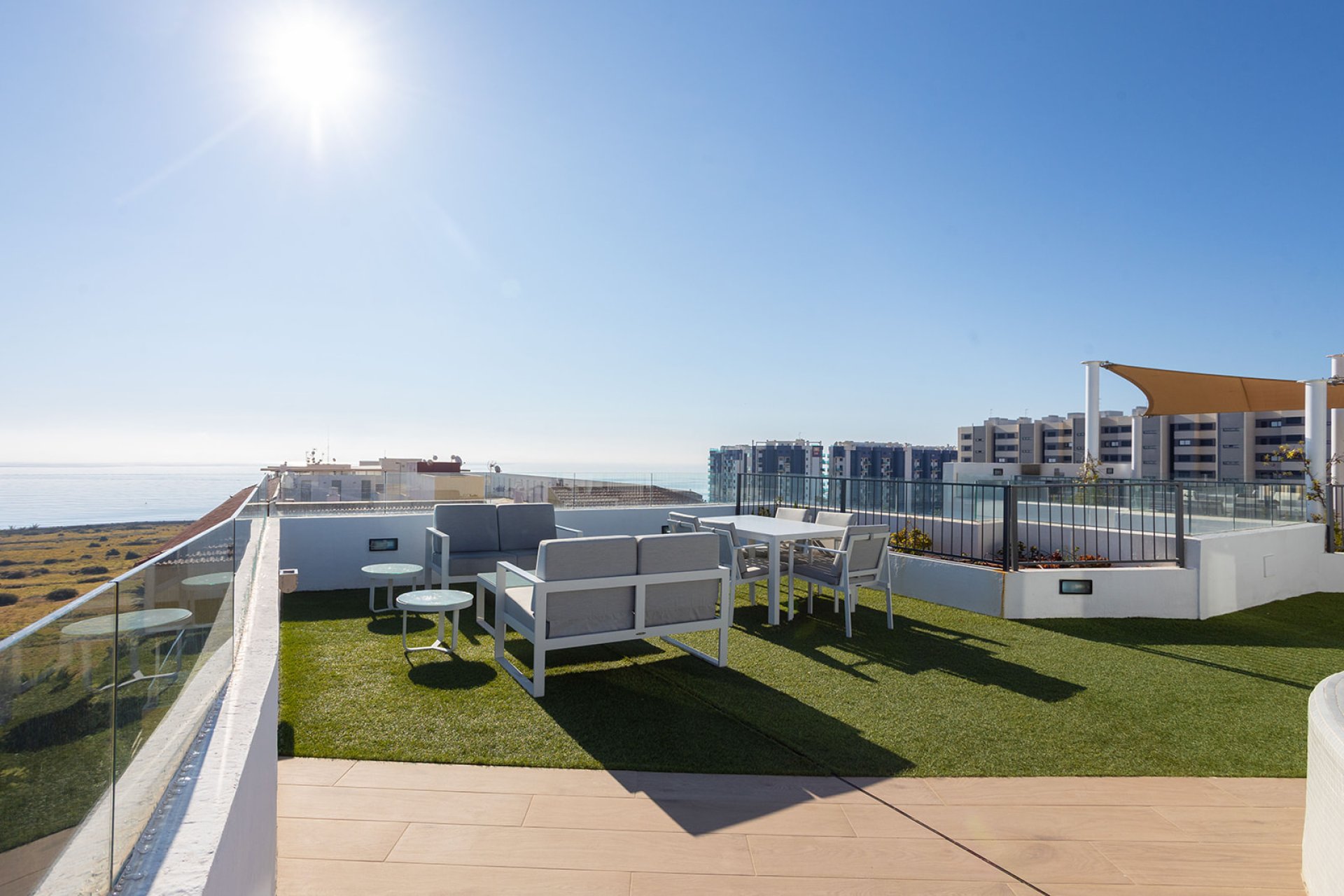 Resale - Apartment / flat -
Torrevieja - Rocio del Mar