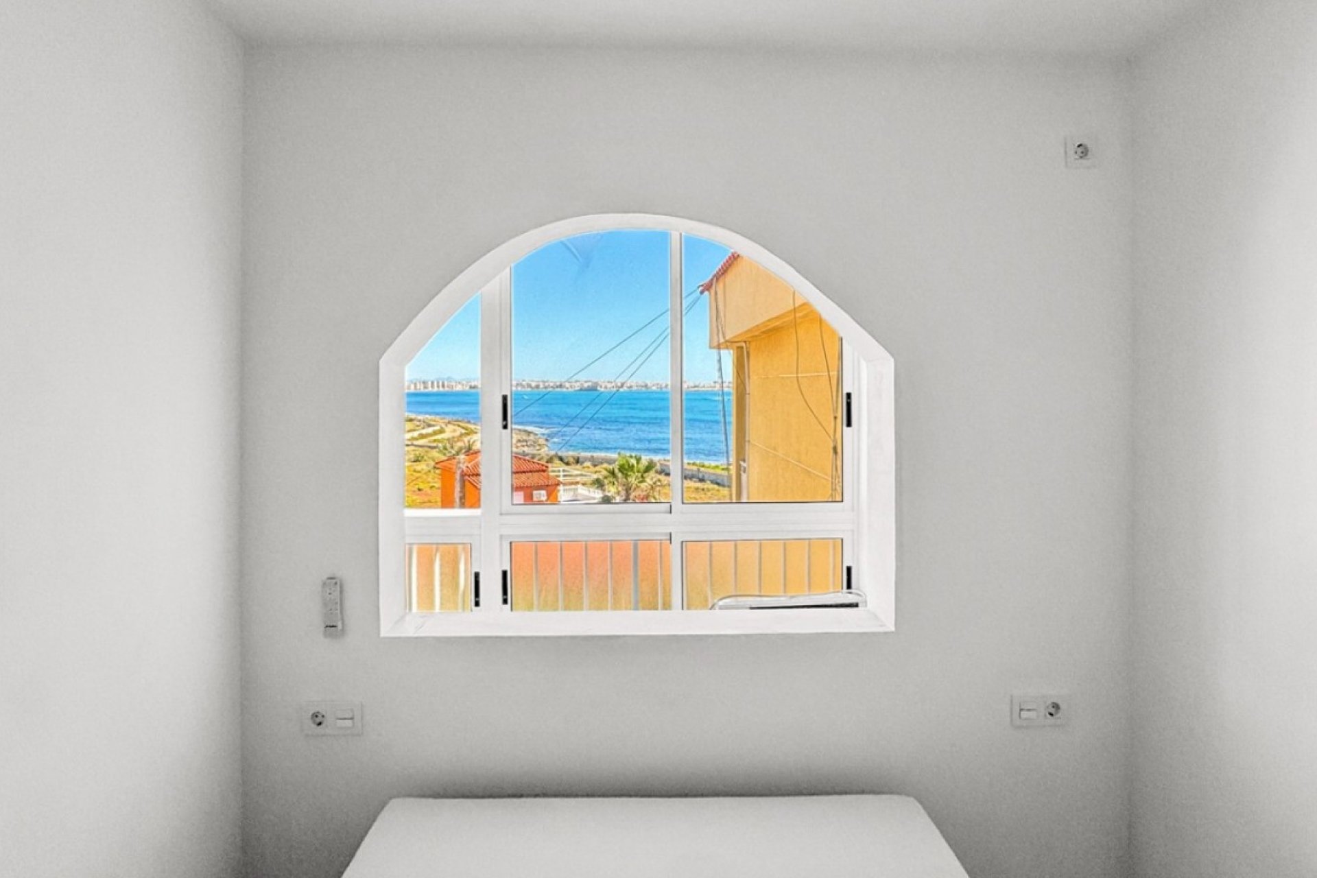Resale - Apartment / flat -
Torrevieja - Rocio del Mar
