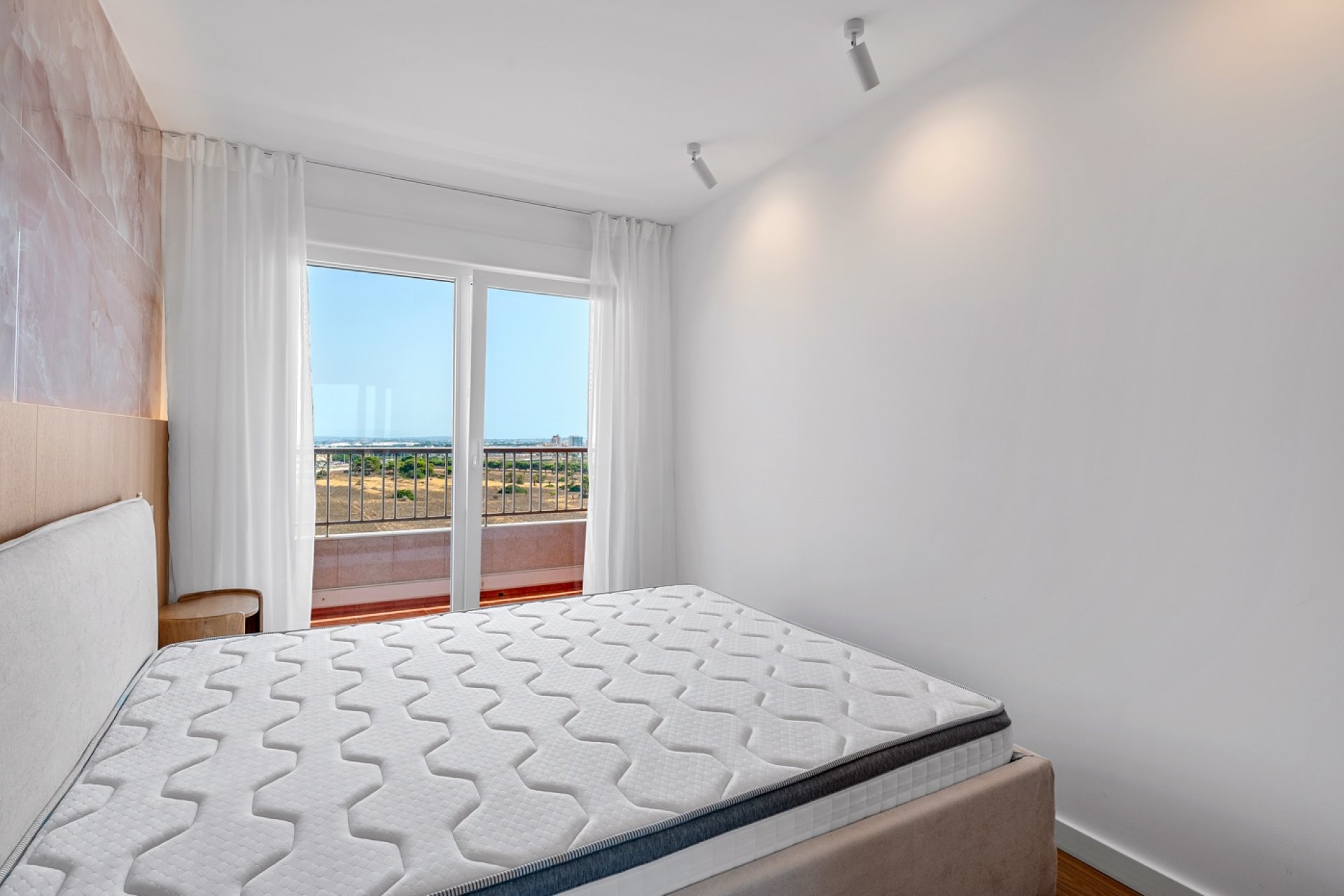 Resale - Apartment / flat -
Torrevieja - Rocio del Mar