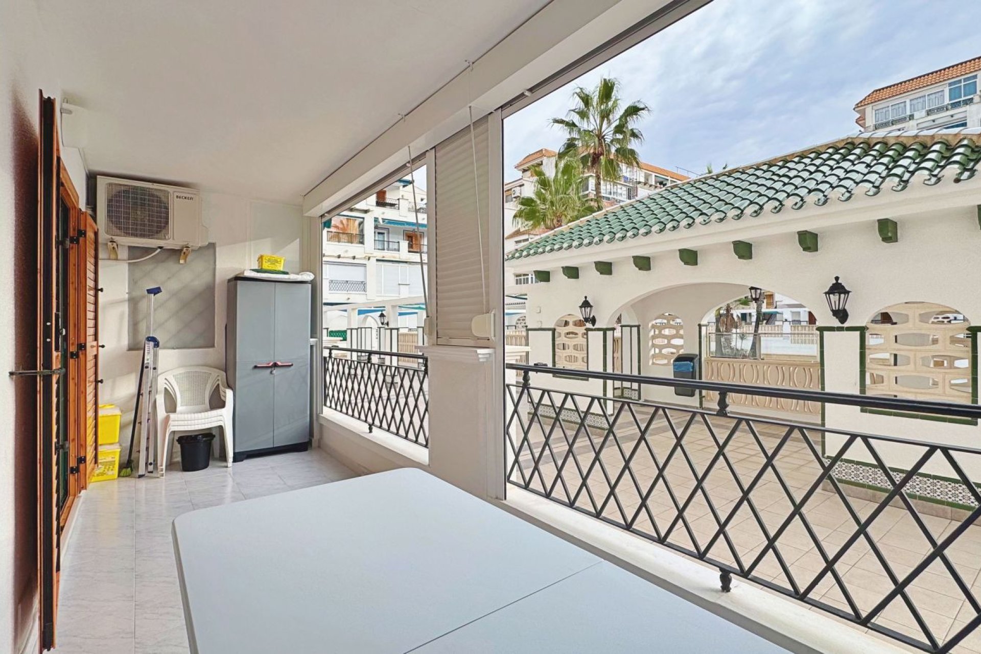 Resale - Apartment / flat -
Torrevieja - Torre La Mata