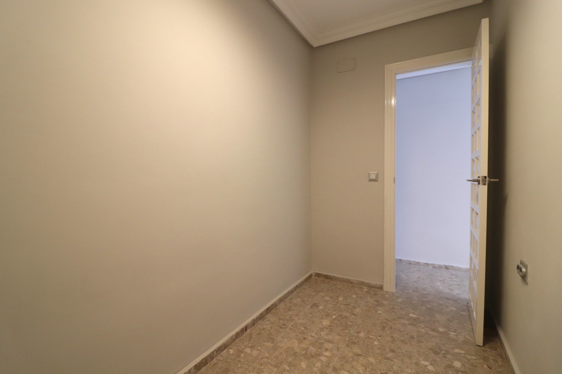 Resale - Apartment / flat -
Torrevieja - Torre La Mata