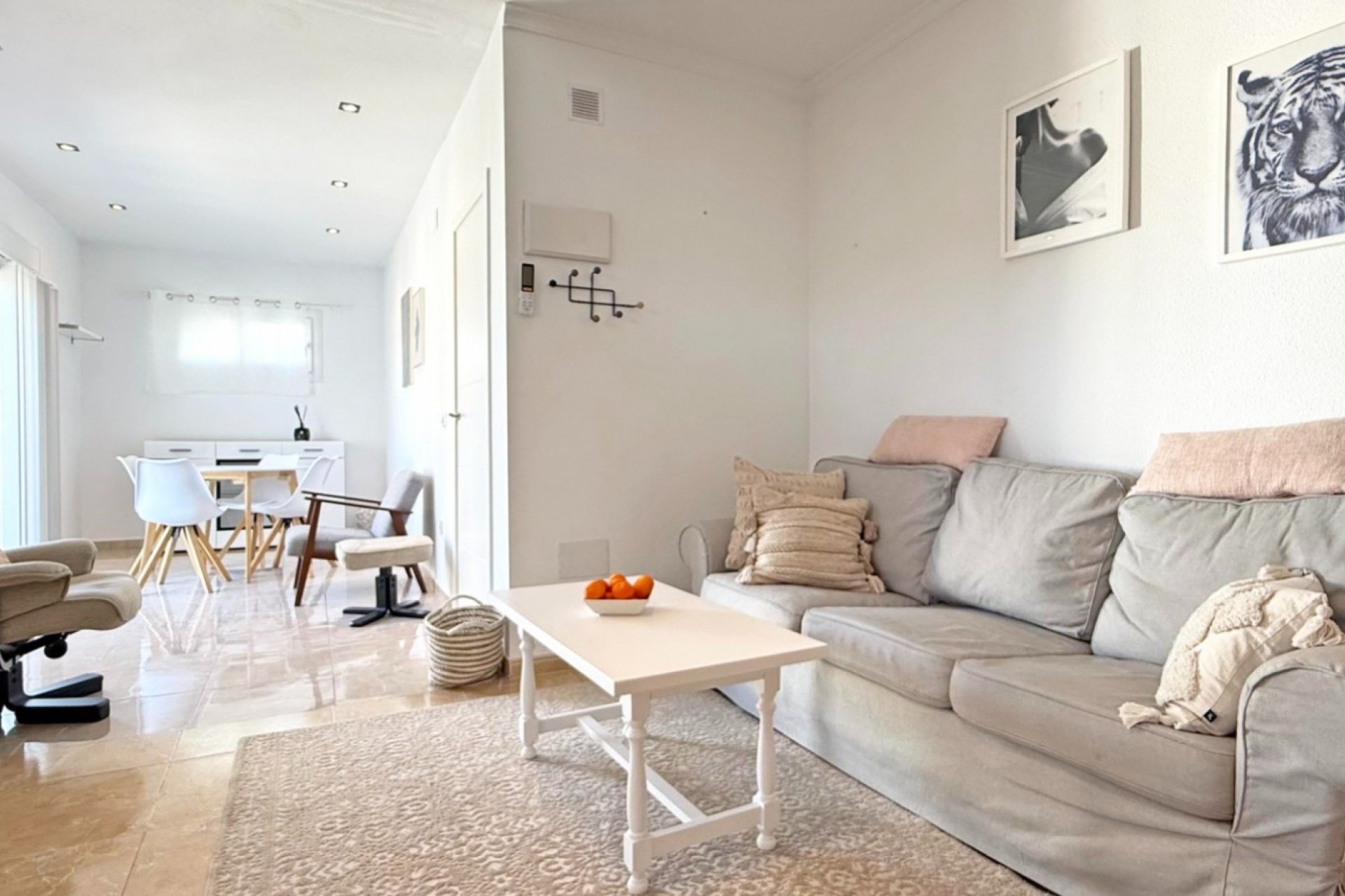 Resale - Apartment / flat -
Torrevieja - Torre La Mata