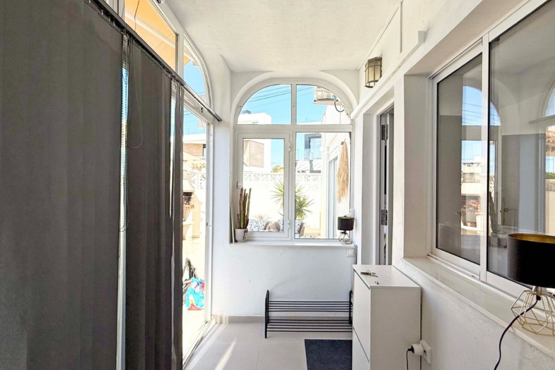 Resale - Apartment / flat -
Torrevieja - Torre La Mata