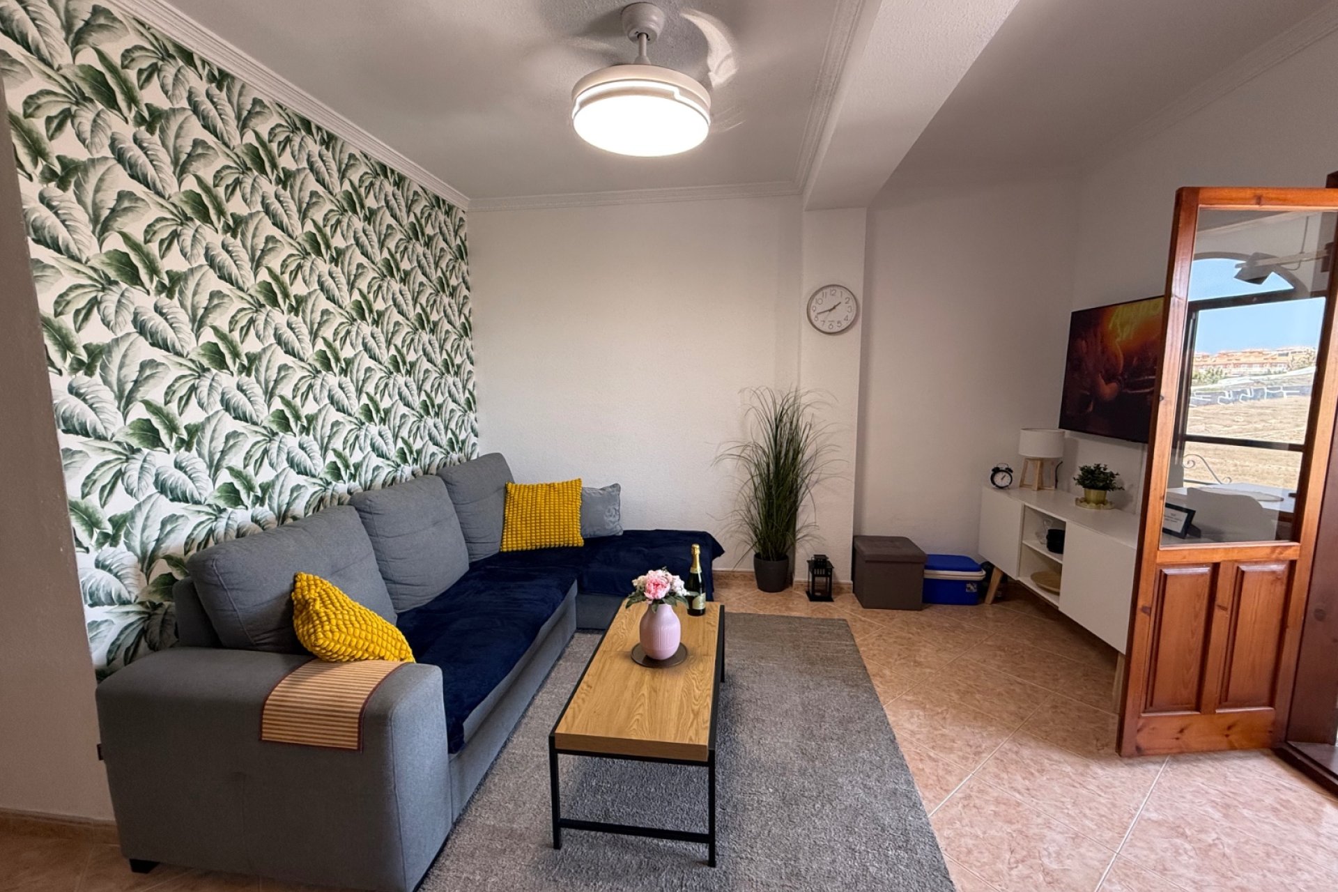 Resale - Apartment / flat -
Torrevieja - Torre La Mata