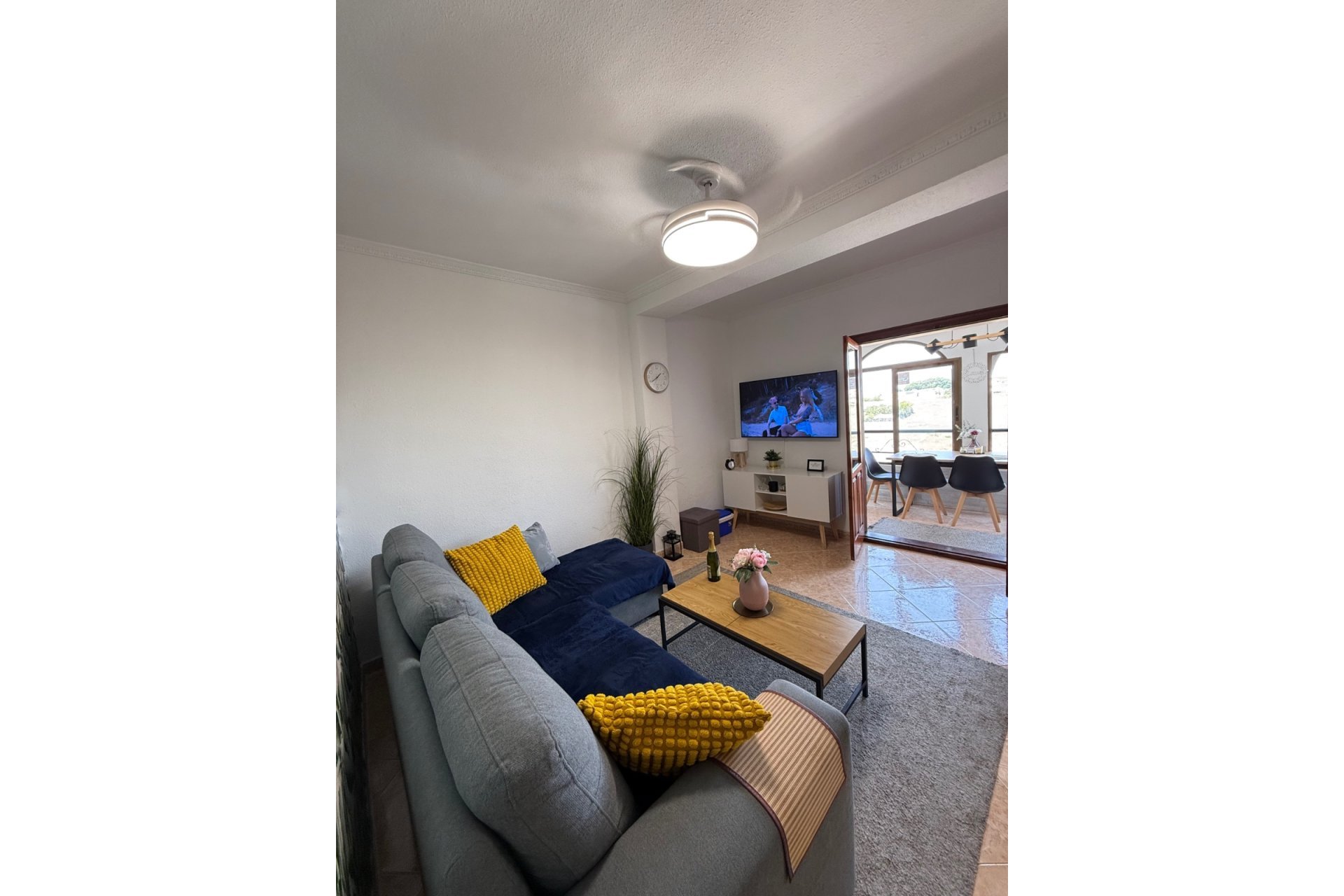 Resale - Apartment / flat -
Torrevieja - Torre La Mata