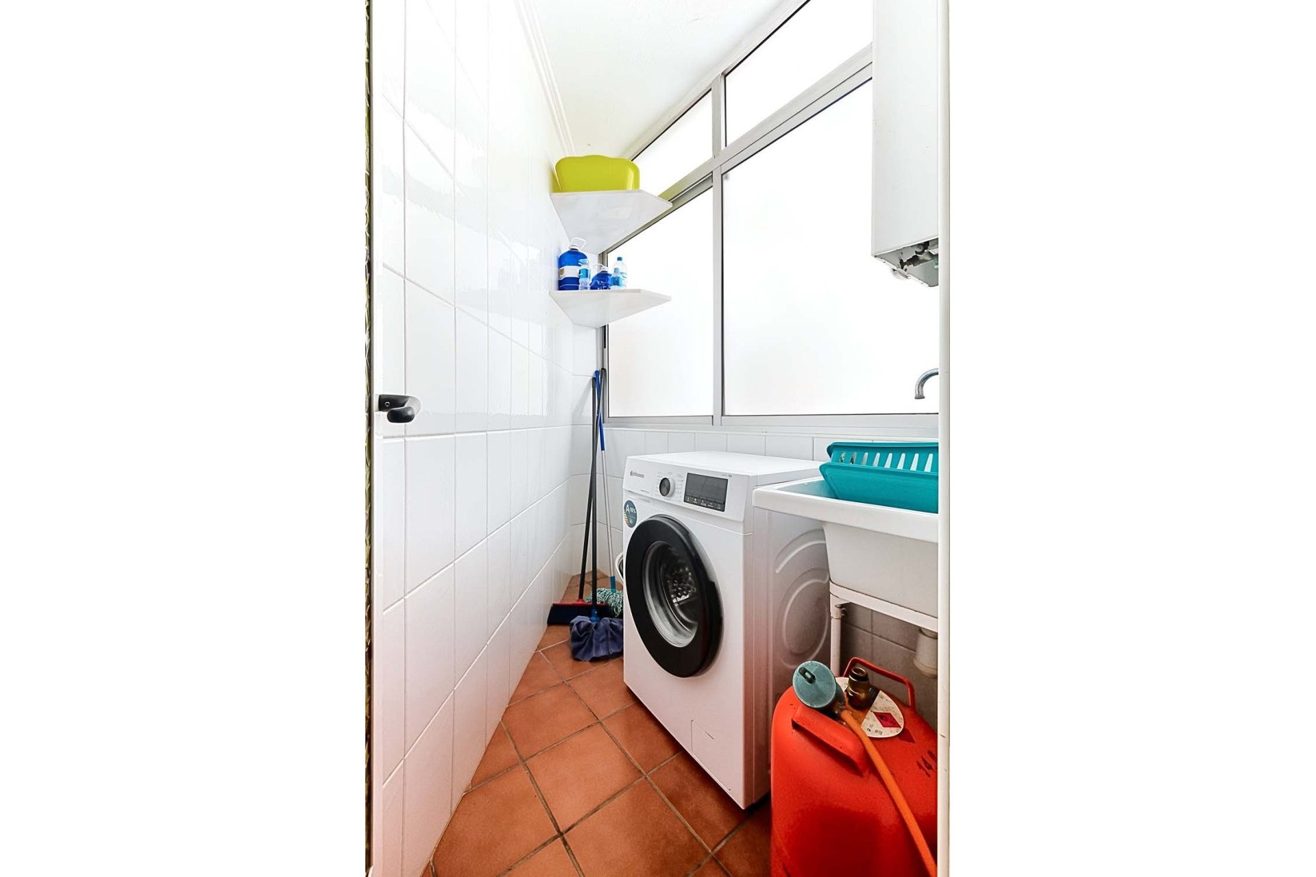 Resale - Apartment / flat -
Torrevieja - Torre La Mata