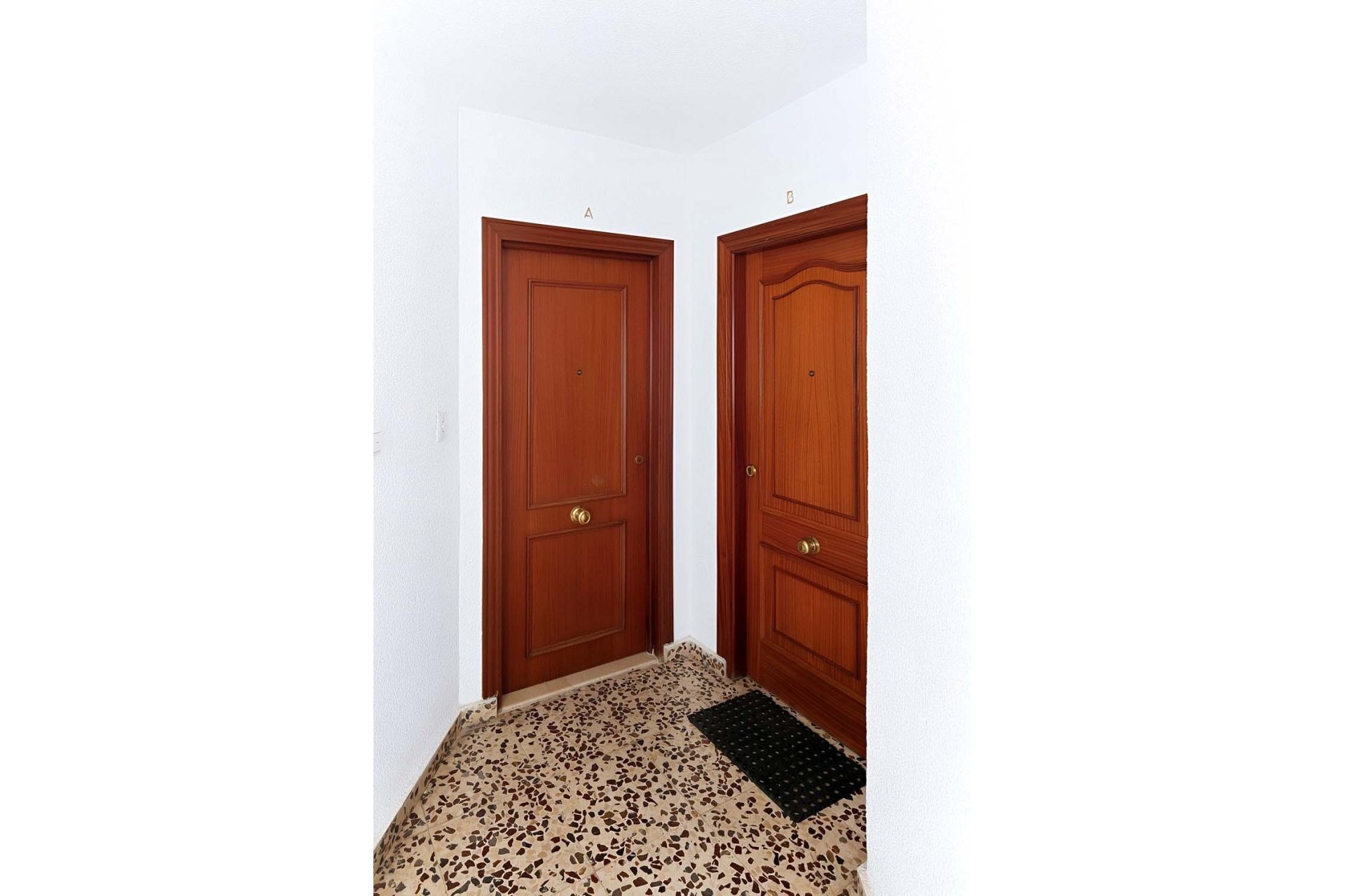 Resale - Apartment / flat -
Torrevieja - Torre La Mata