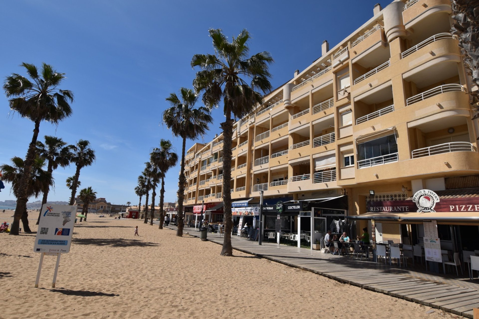 Resale - Apartment / flat -
Torrevieja - Torre La Mata