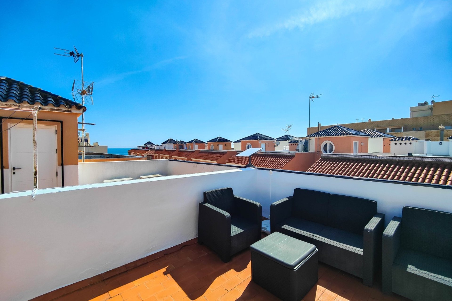 Resale - Apartment / flat -
Torrevieja - Torre La Mata