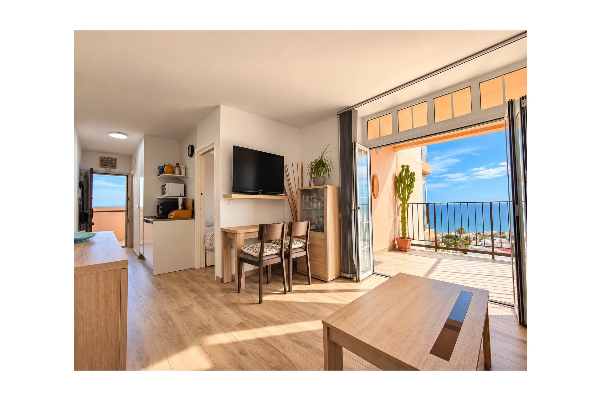 Resale - Apartment / flat -
Torrevieja - Torre La Mata