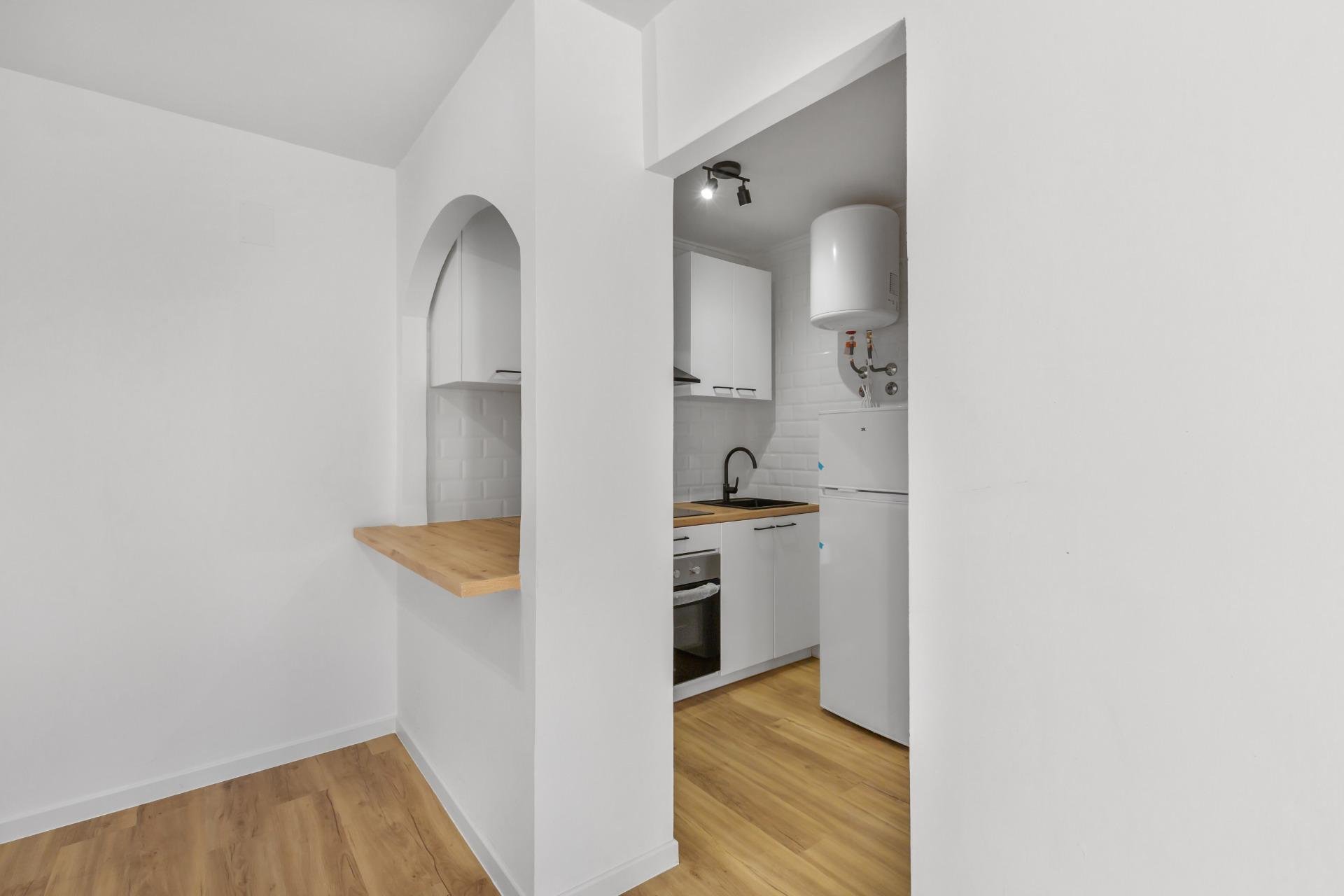 Resale - Apartment / flat -
Torrevieja - Torreblanca