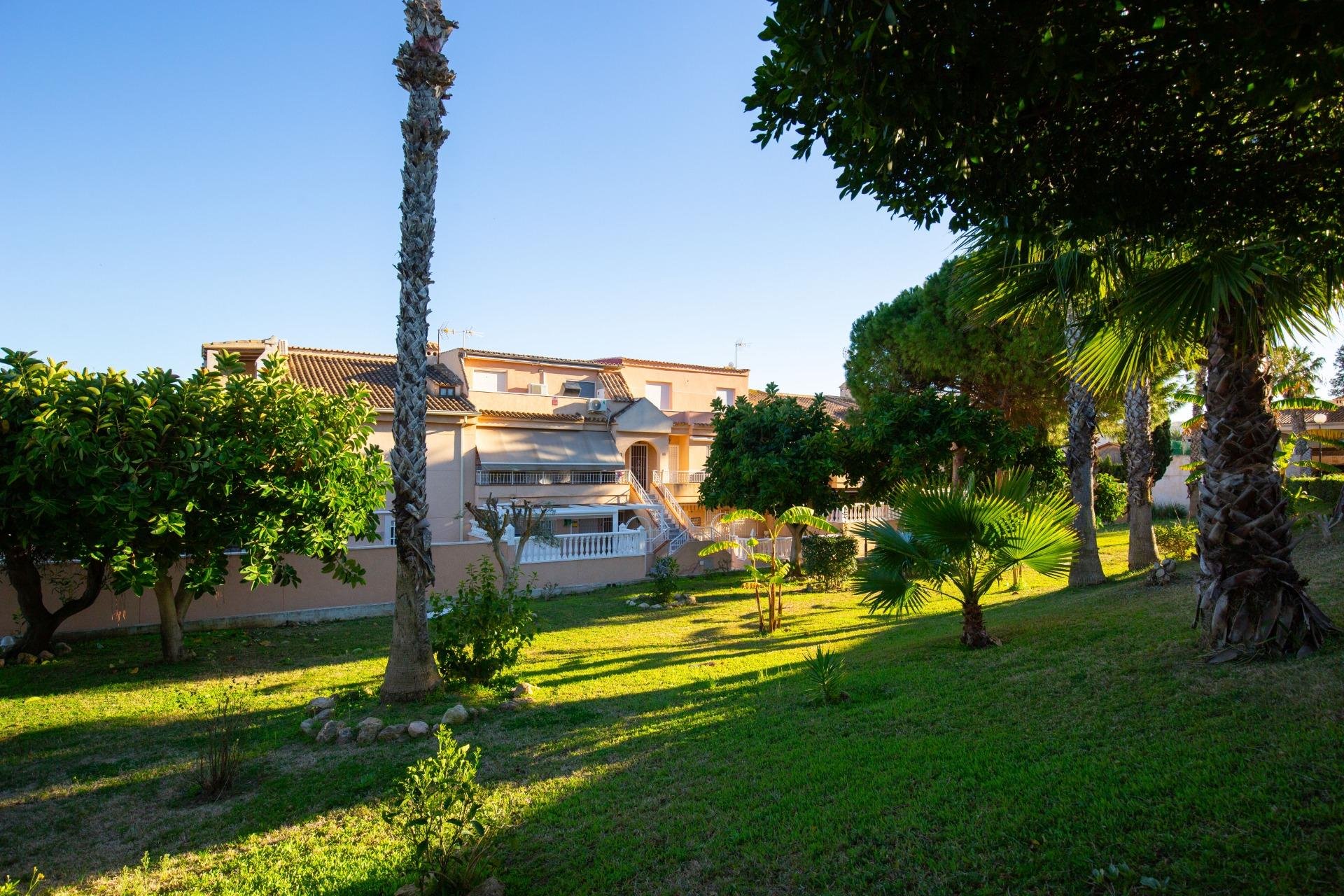 Resale - Apartment / flat -
Torrevieja - Torreblanca