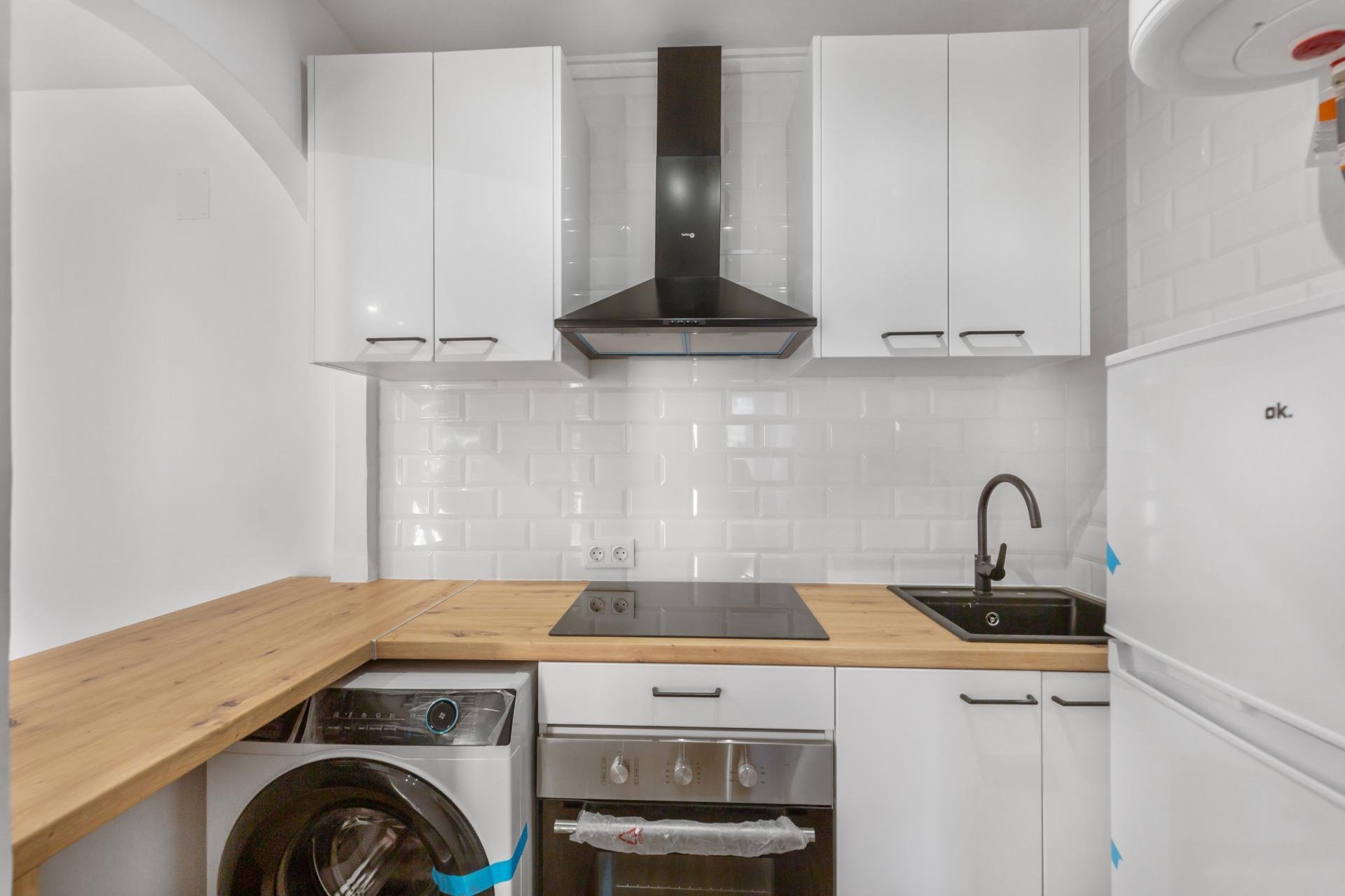 Resale - Apartment / flat -
Torrevieja - Torreblanca