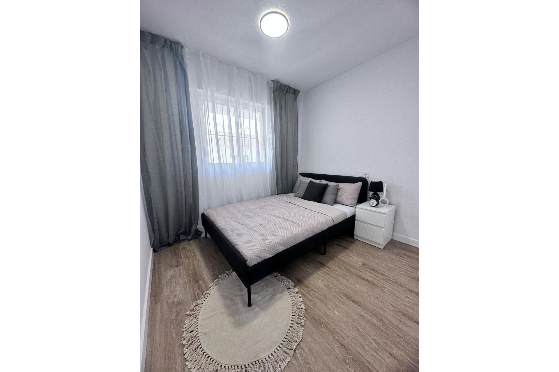 Resale - Apartment / flat -
Torrevieja - Torreblanca