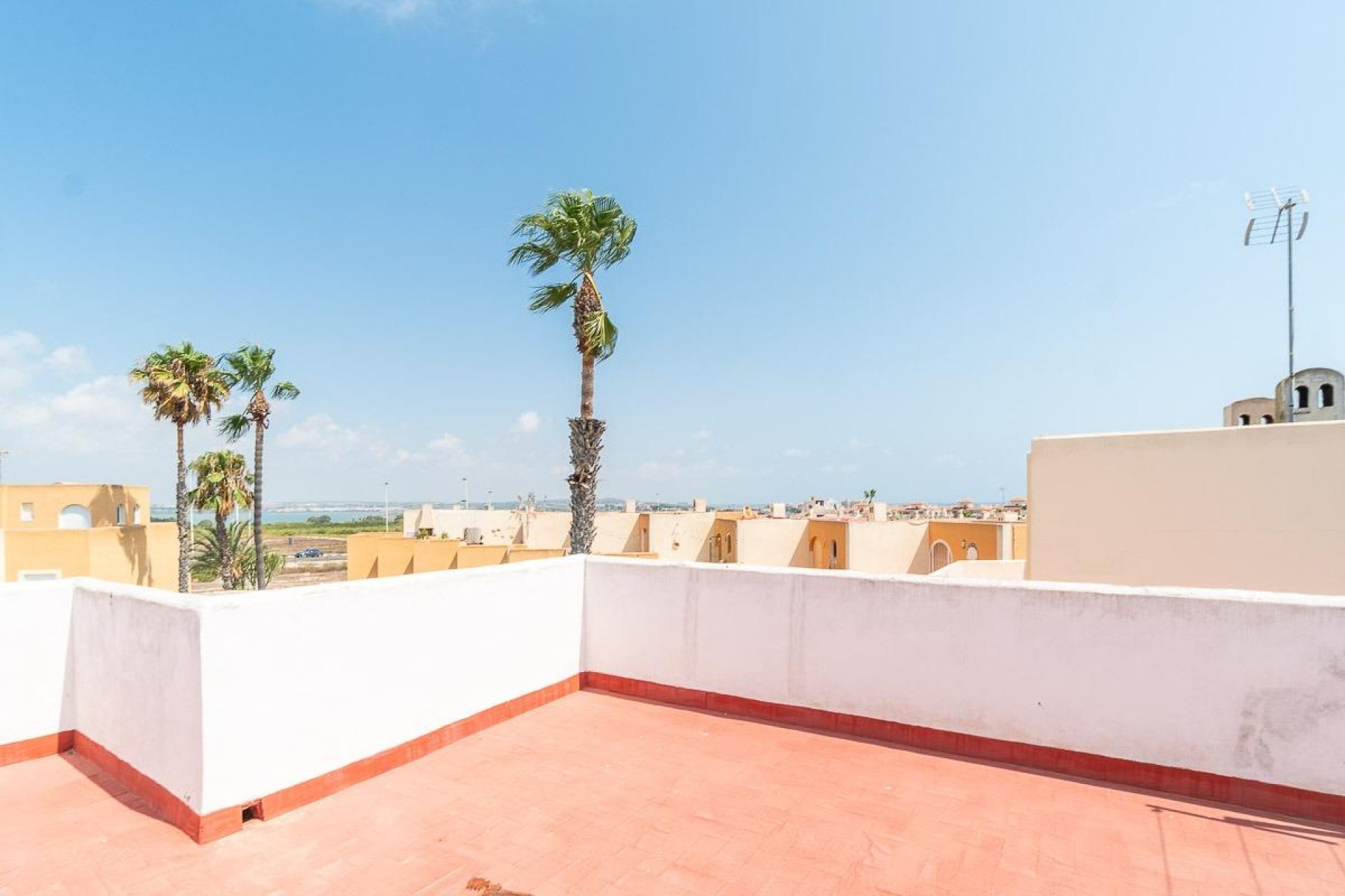 Resale - Apartment / flat -
Torrevieja - Torreblanca