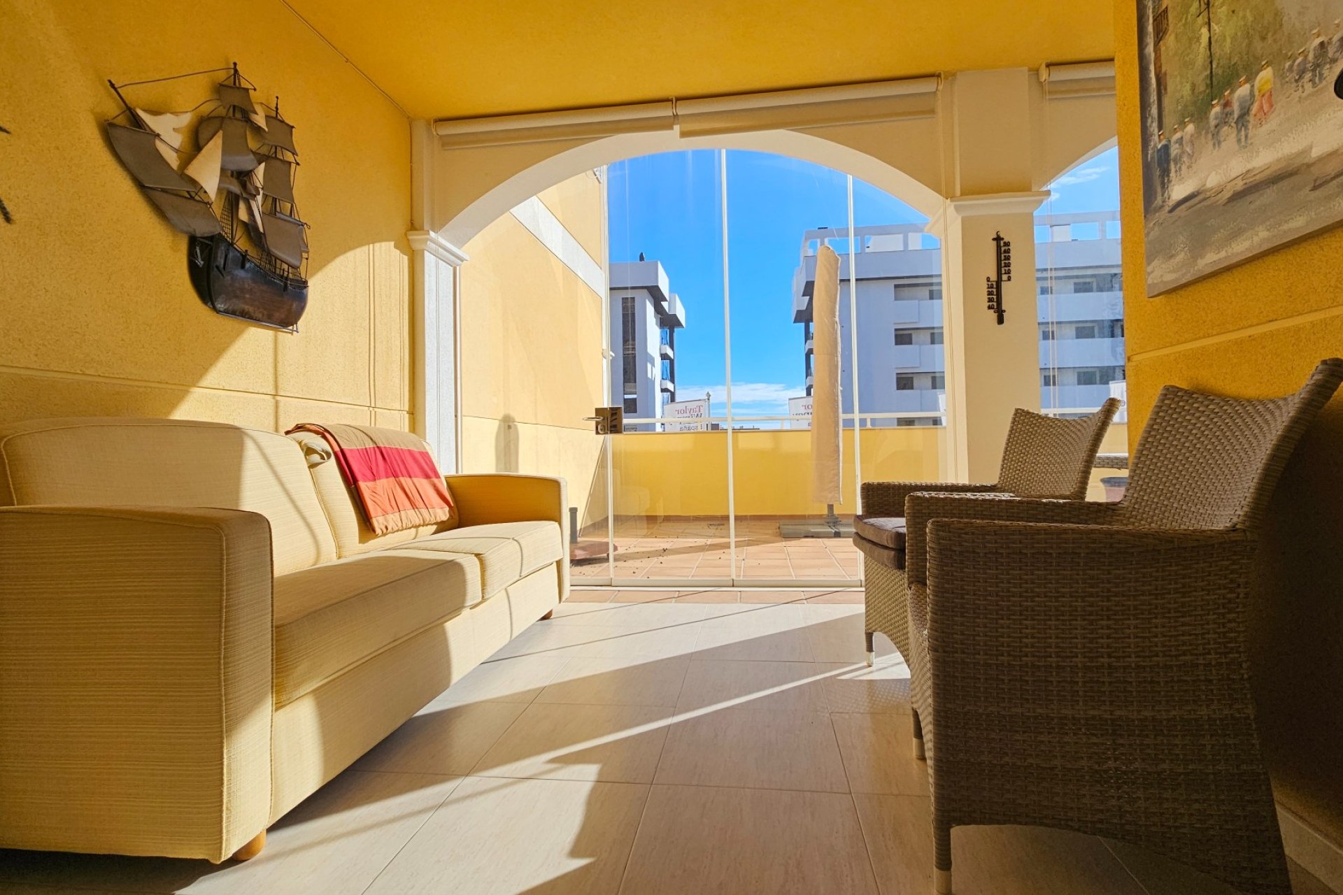 Resale - Apartment / flat -
Torrevieja - Torreblanca