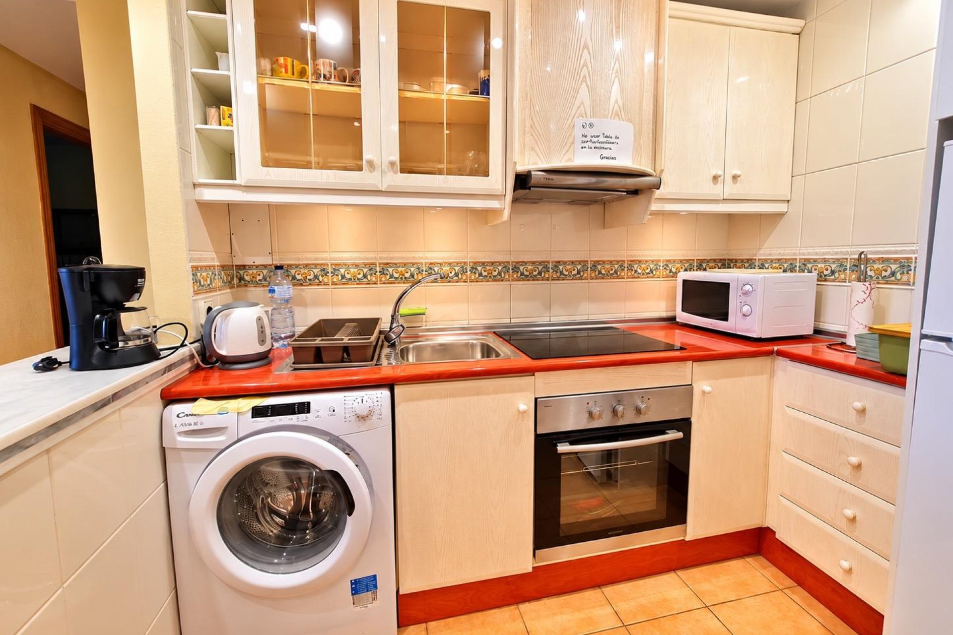 Resale - Apartment / flat -
Torrevieja - Torreblanca