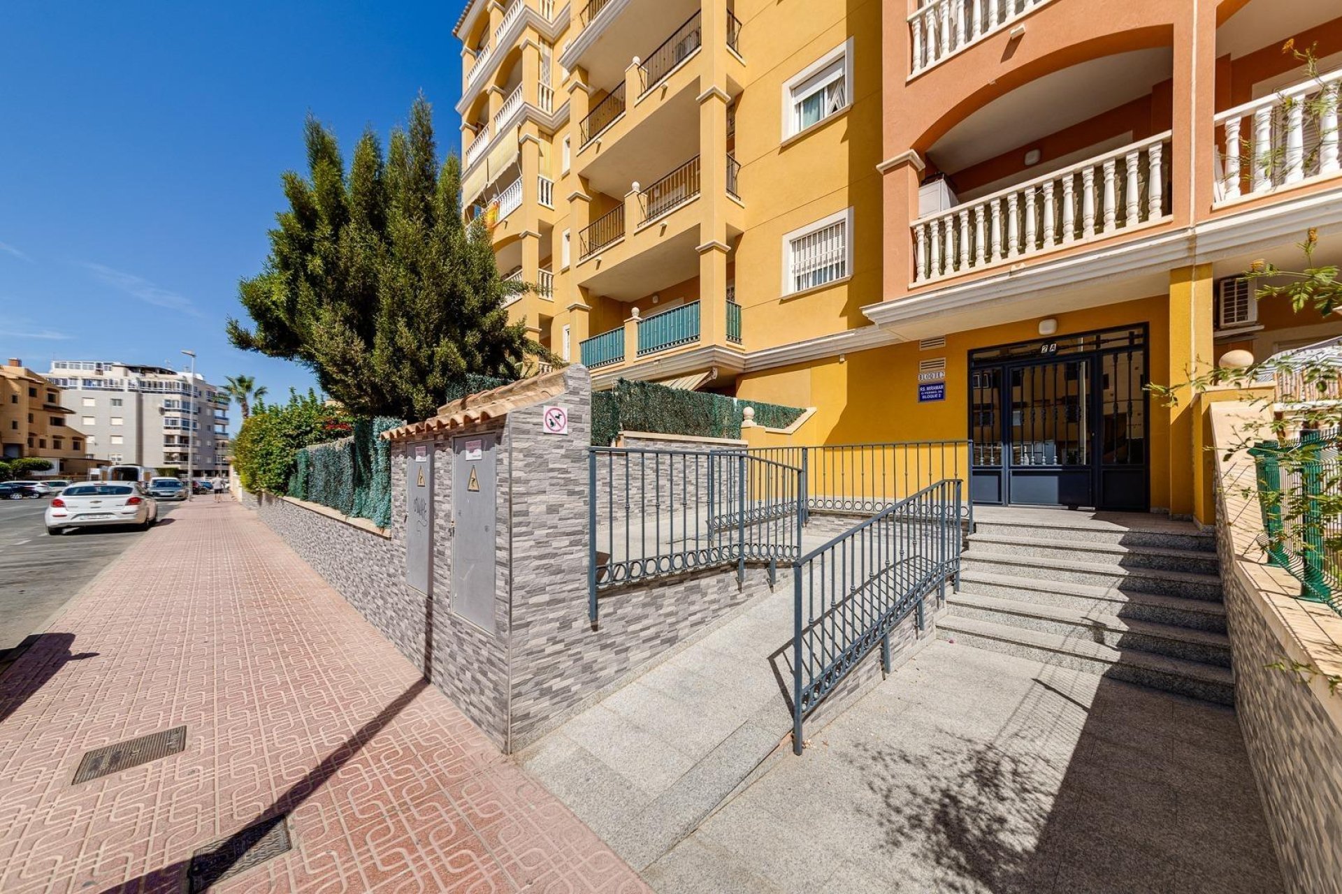 Resale - Apartment / flat -
Torrevieja - Torreblanca