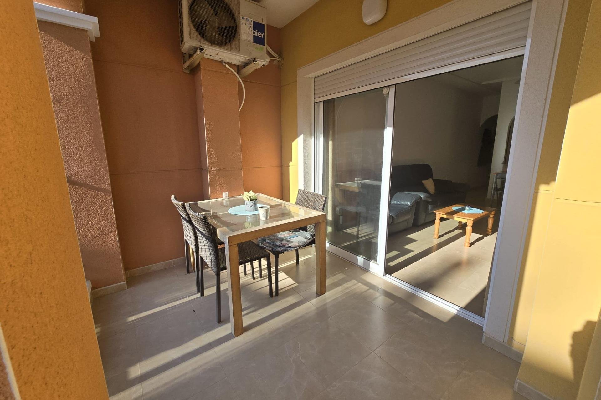 Resale - Apartment / flat -
Torrevieja - Torreblanca