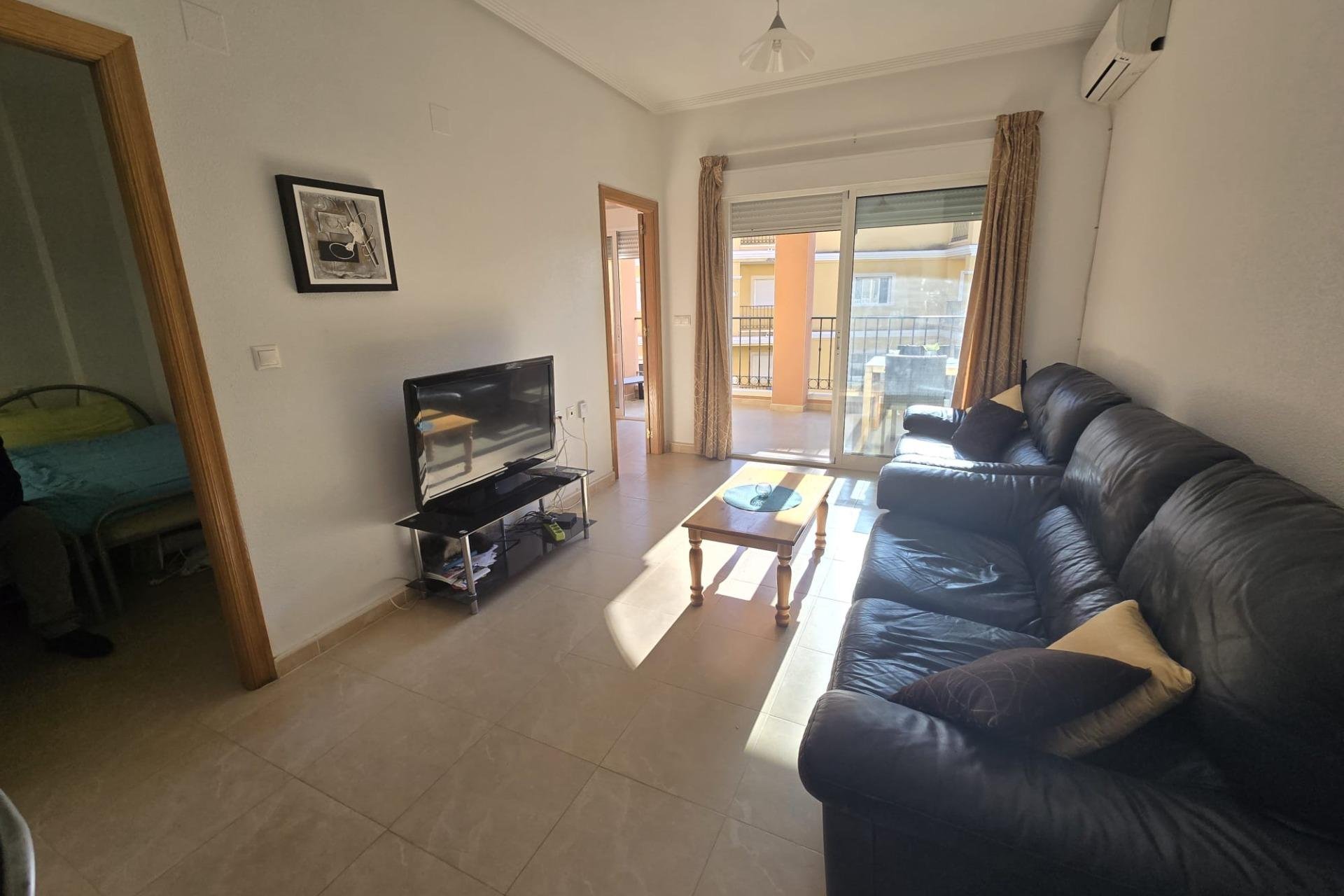 Resale - Apartment / flat -
Torrevieja - Torreblanca